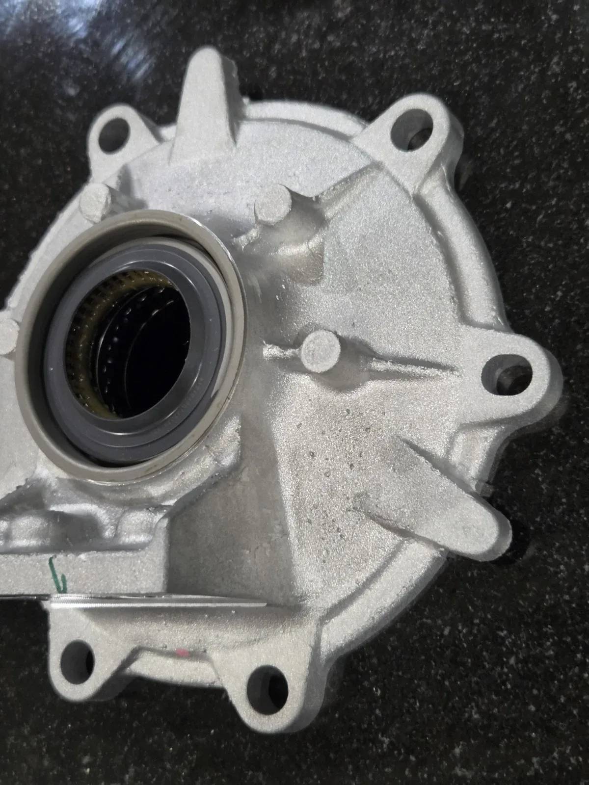 20-24 Cadillac CT4 CT5 2.0T 2.7T Transmission Extension Housing OEM 24271507 image 4