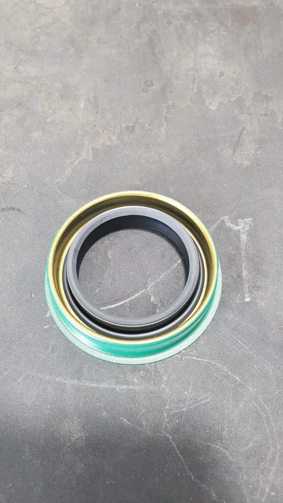 NP208C NP 208 GM Extension Housing Tail Shaft Rear Oil Seal image 2