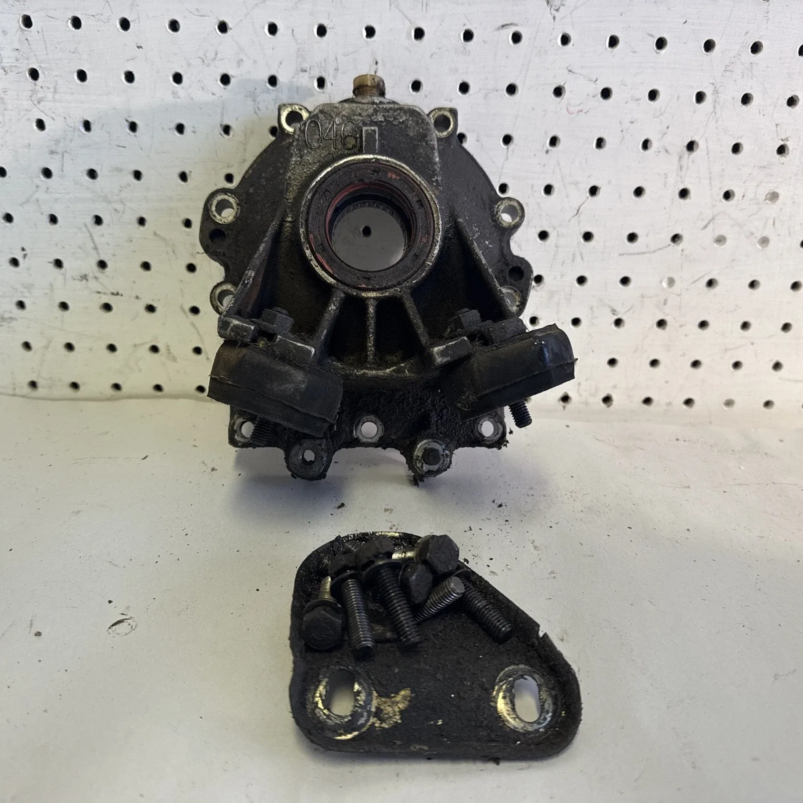 BMW ZF 4hp22 Transmission Drive tail Extension HOUSING zf4hp22