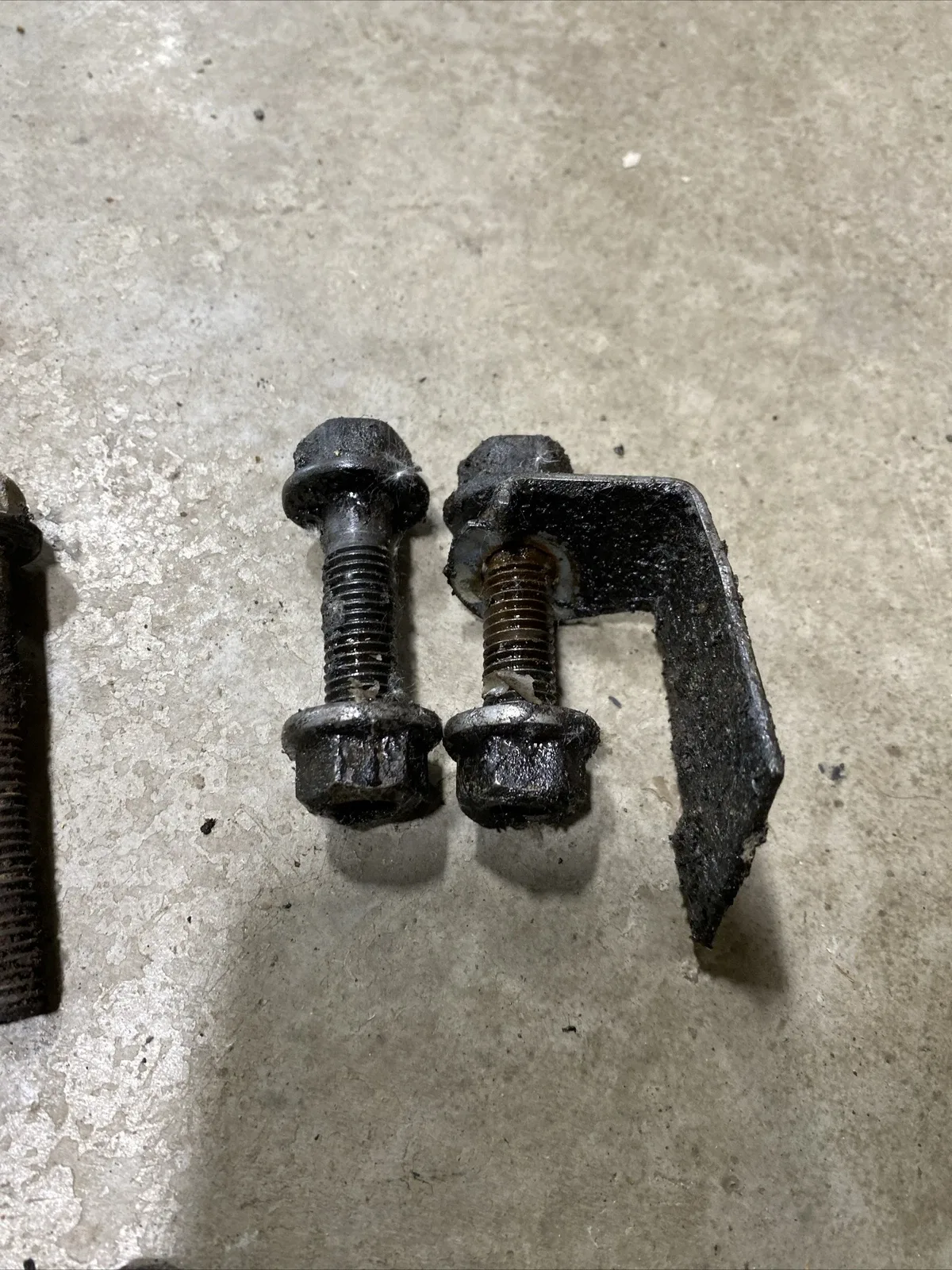 Jeep Cherokee XJ 87-01 AW4 Auto Trans Bell Housing to Engine MountingBolts (GC93 image 2
