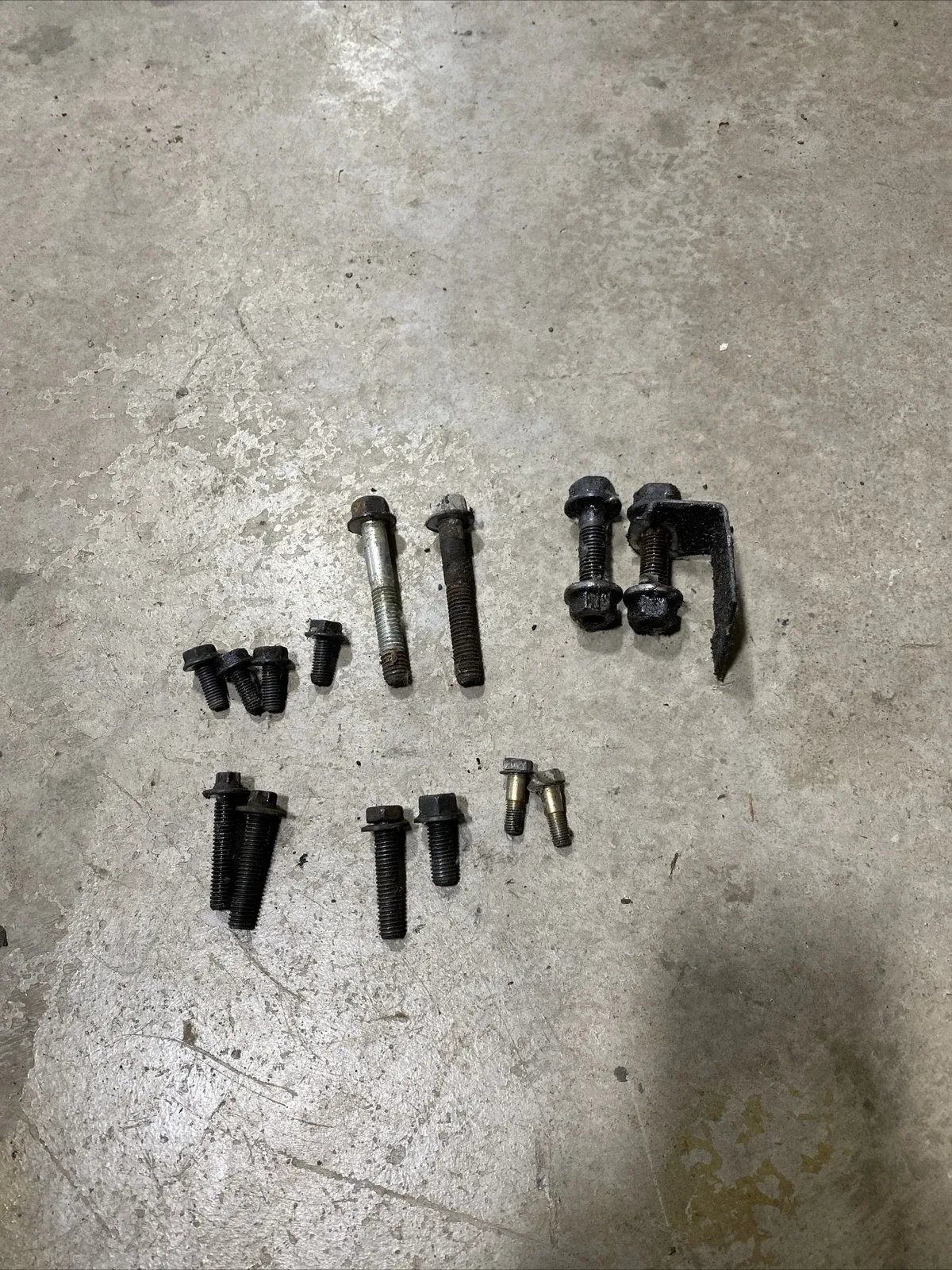 Jeep Cherokee XJ 87-01 AW4 Auto Trans Bell Housing to Engine MountingBolts (GC93
