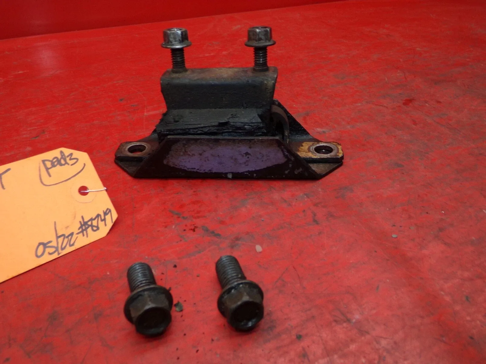 87-93 FORD MUSTANG LX GT 5.0 TRANSMISSION TAIL HOUSING REAR MOUNT BRACKET OEM image 2