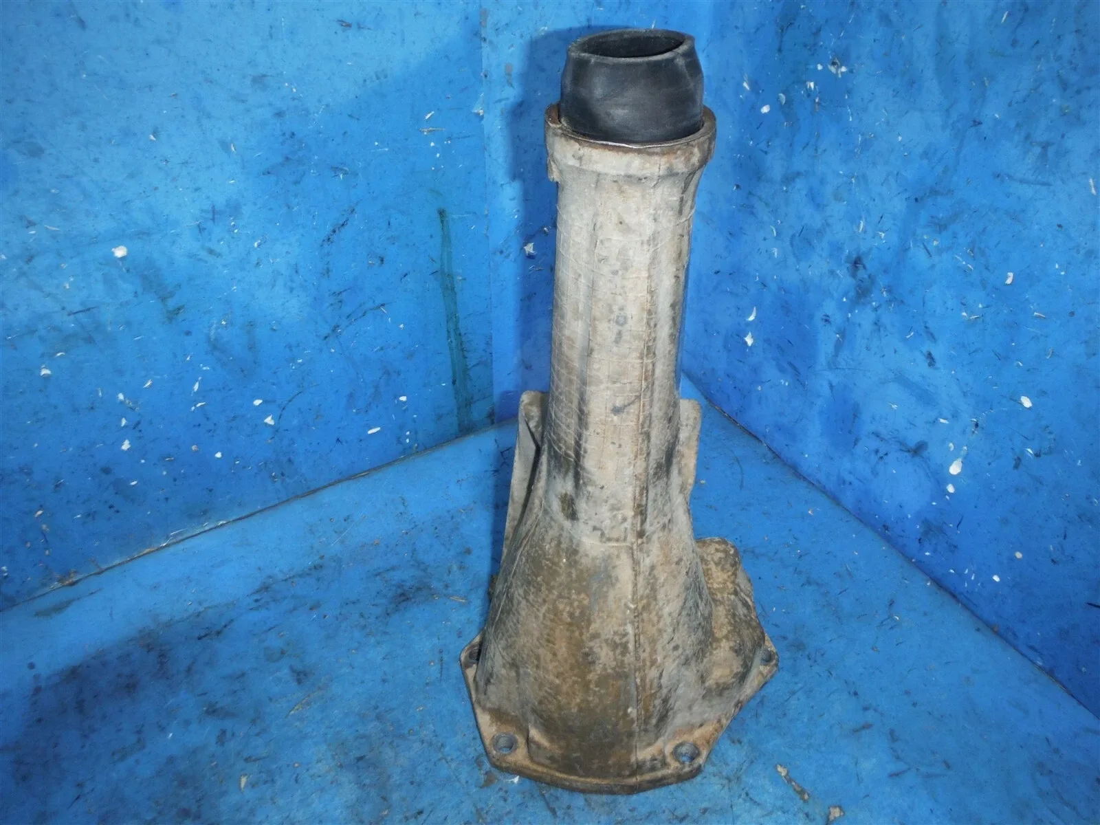 A904 , TF-6 Chrysler transmission Tail housing 3878427 (032525-006) image 4
