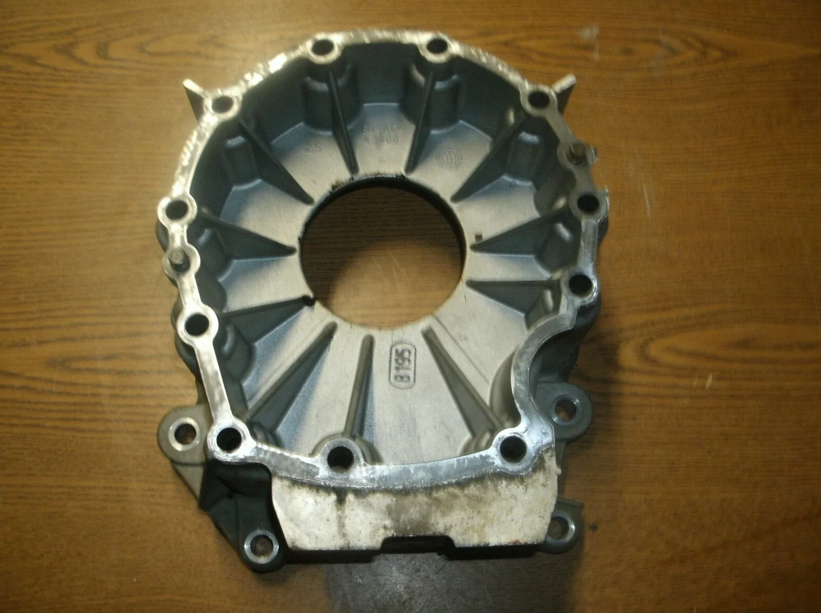 2006-2011 Mercedes GL450 GL550 ML350 Transmission to Transfer Case Housing
