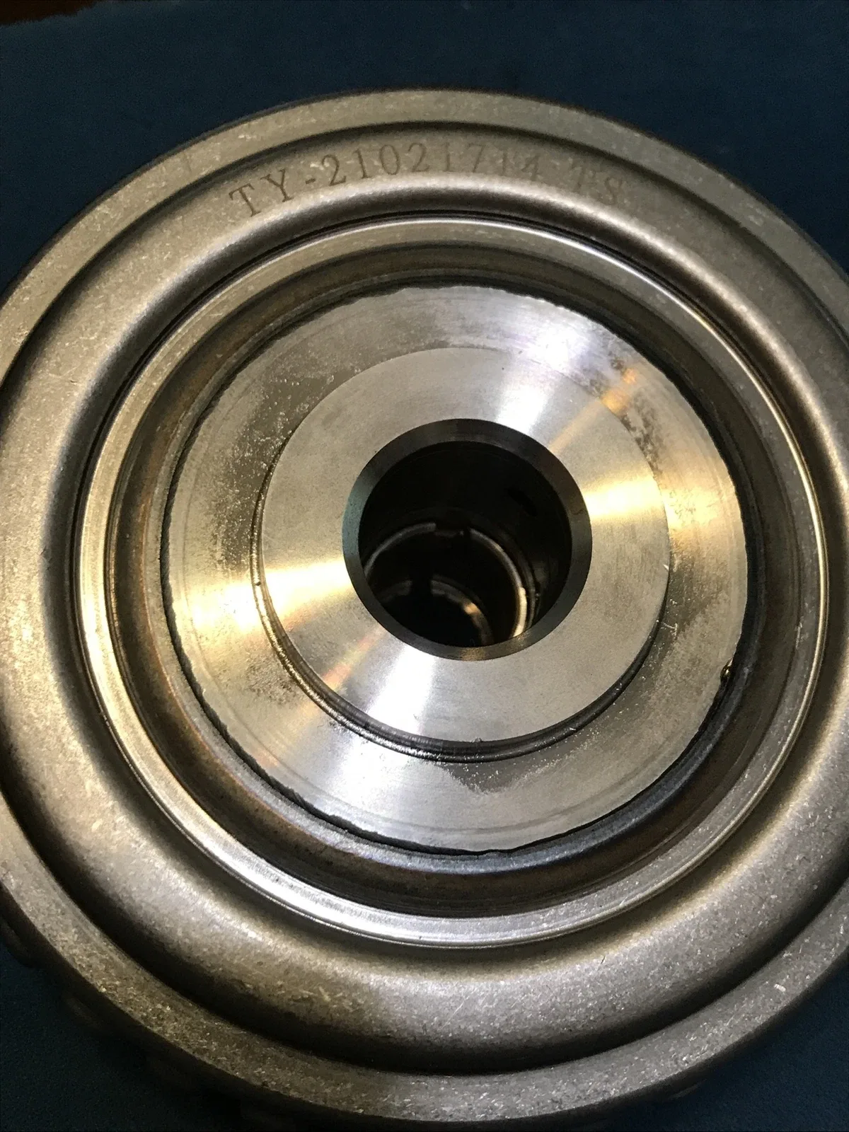 auto transmission clutch housing image 2