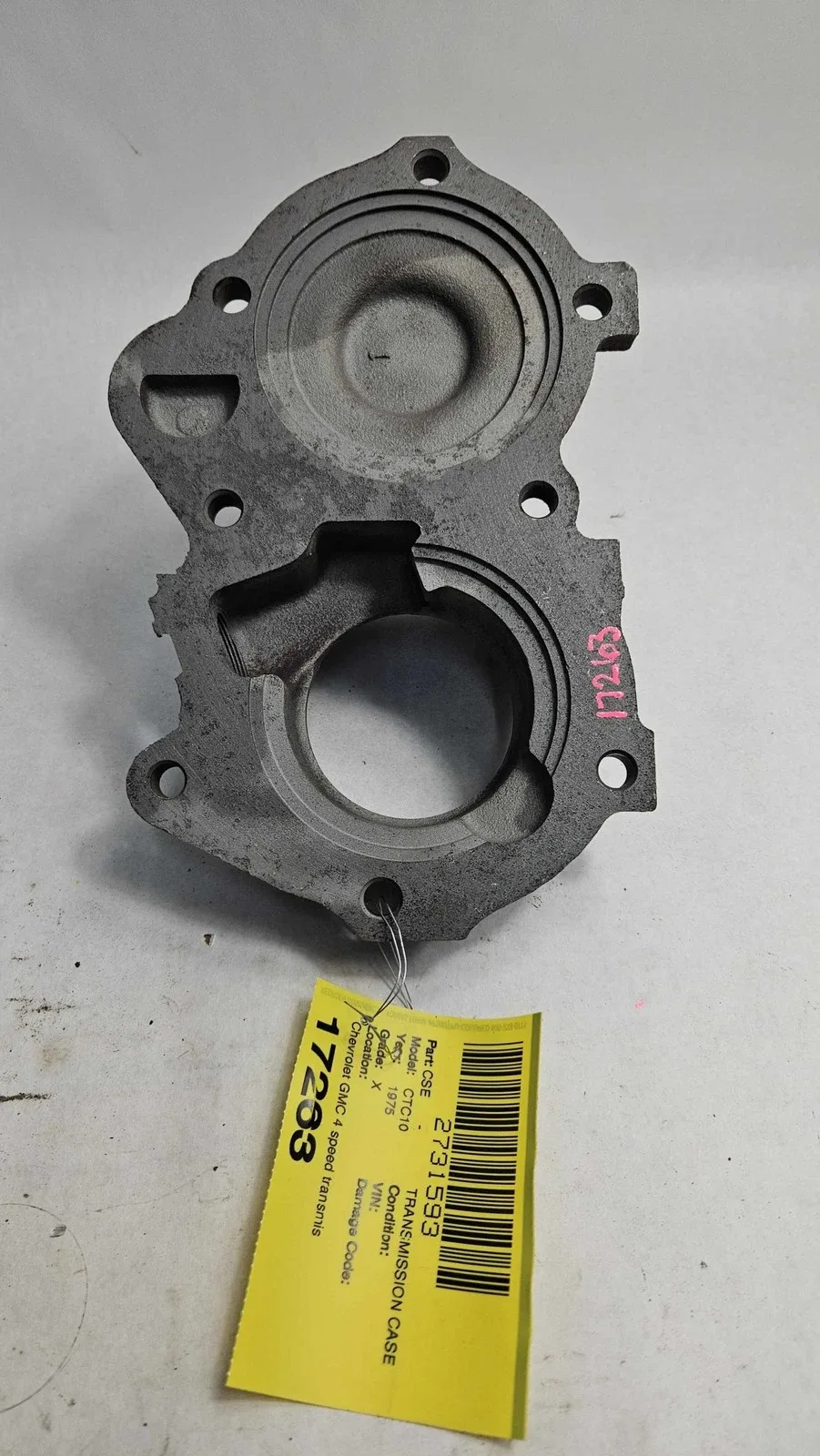 CHEVY PICKUP 10 Chevrolet Transmission Case Tail Housing Seal Plate mount 1975