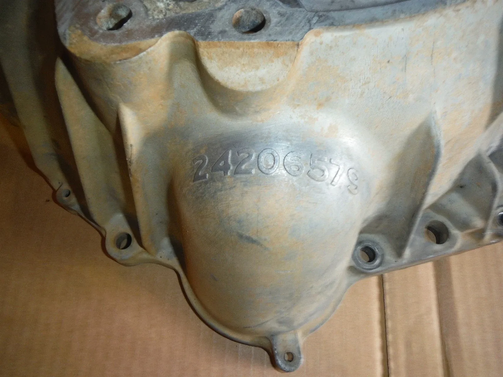 4L60, 4L60E Chevy / GMC transmission V8 bolt on bell housing  GM 24206579 image 2