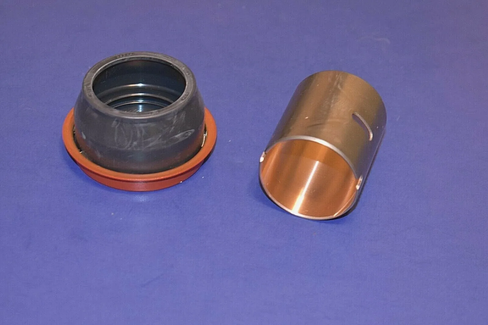 Ford FMX Transmission 1968 - 1981 Rear Tail Extension Housing Seal & Bushing image 3
