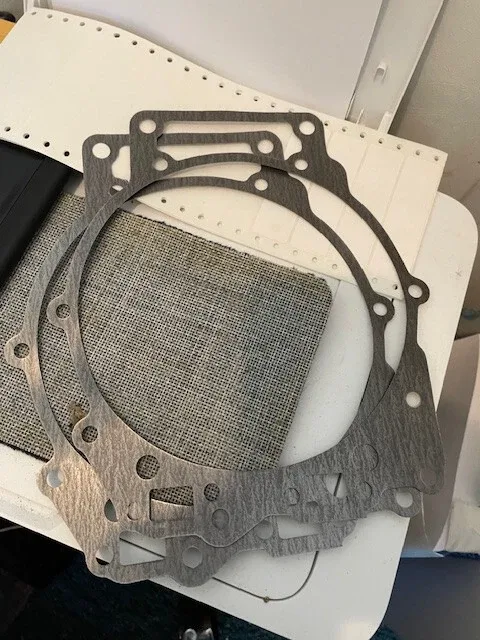 109 271 00 80 Mercedes Front Transmission Housing Gasket