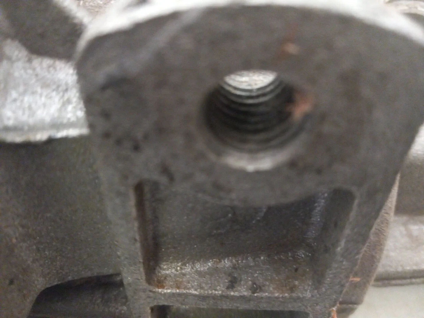 USED 1970 UP C-4 EXTENSION HOUSING image 4