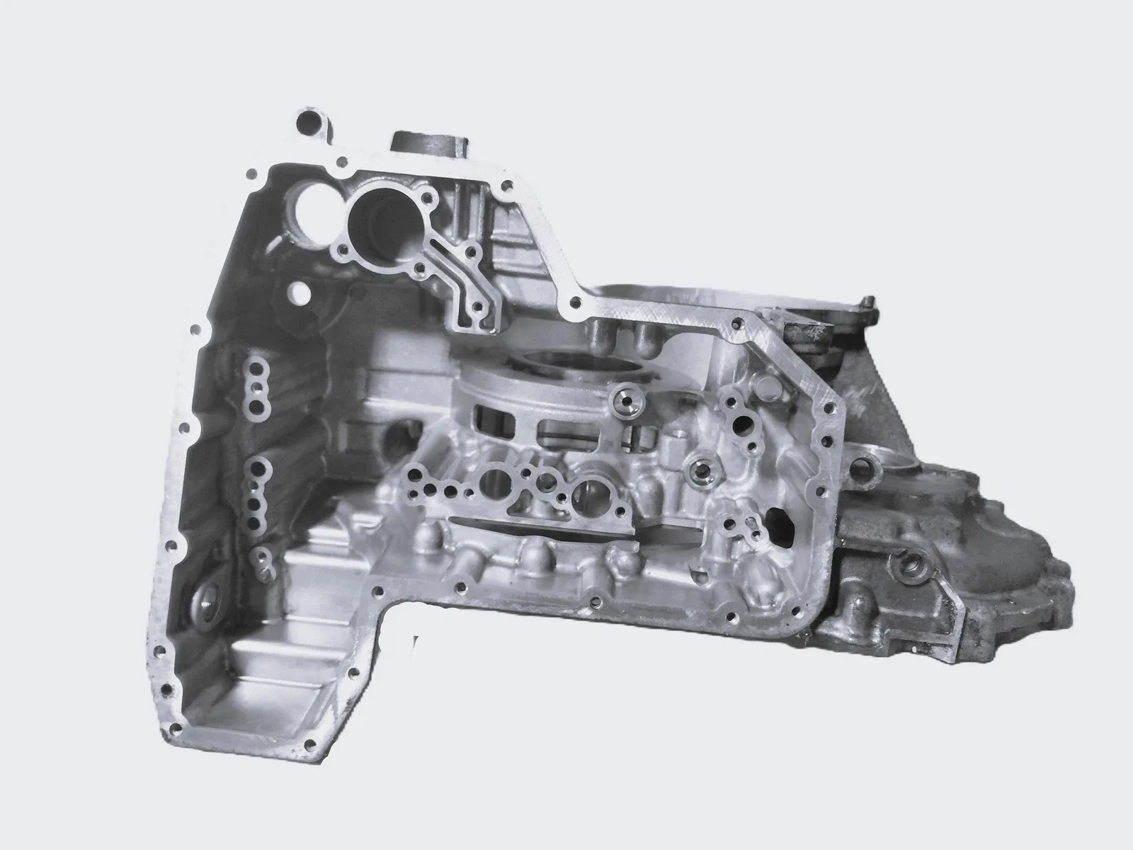 JF009E RE0F08B CVT Trans Case Housing 2010-2014 Nissan Cube Versa 1.8L Cast ALO image 3