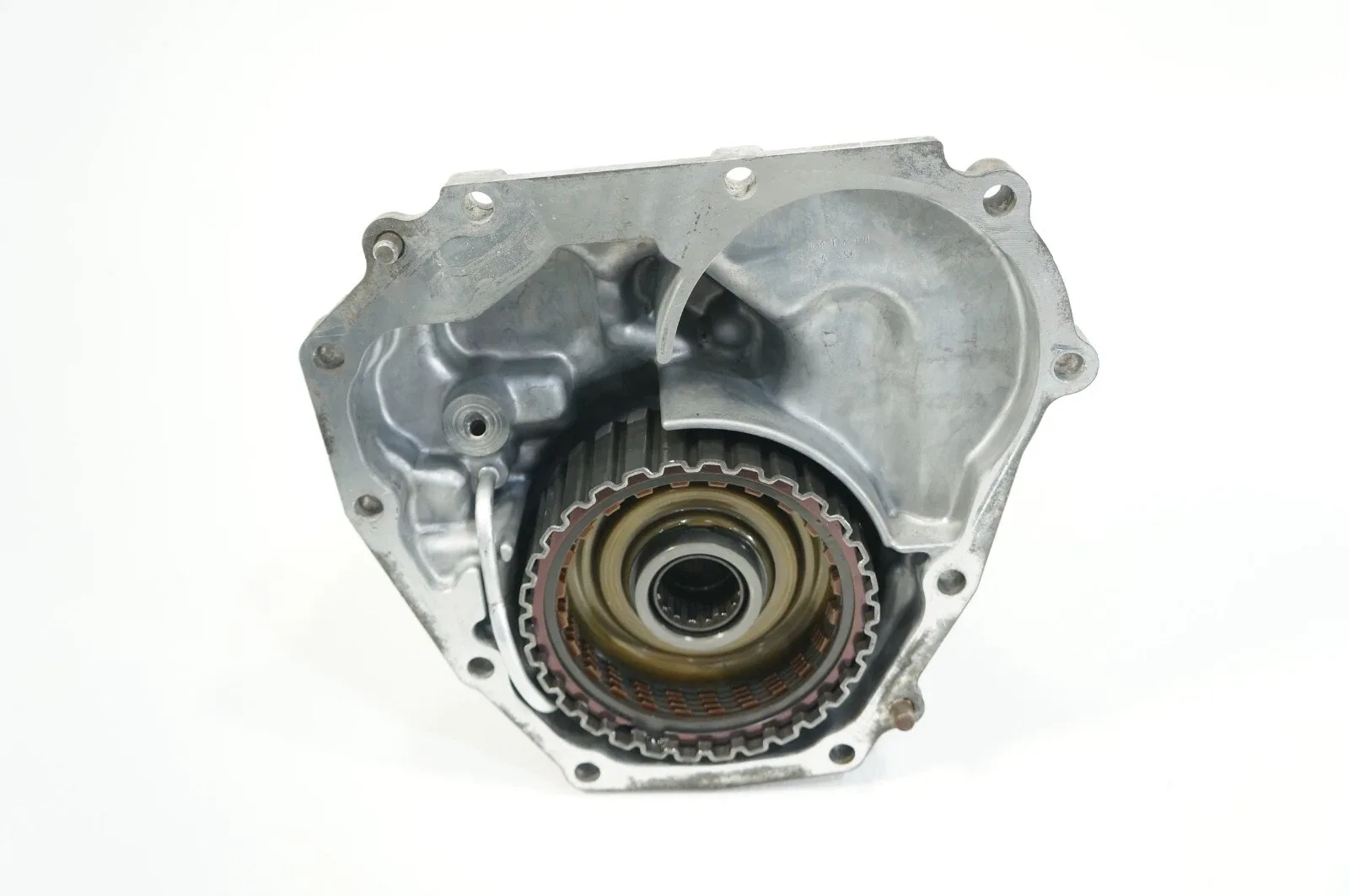 2011-2013 Subaru forester 2.5l rear transmission housing casing shell OEM image 3