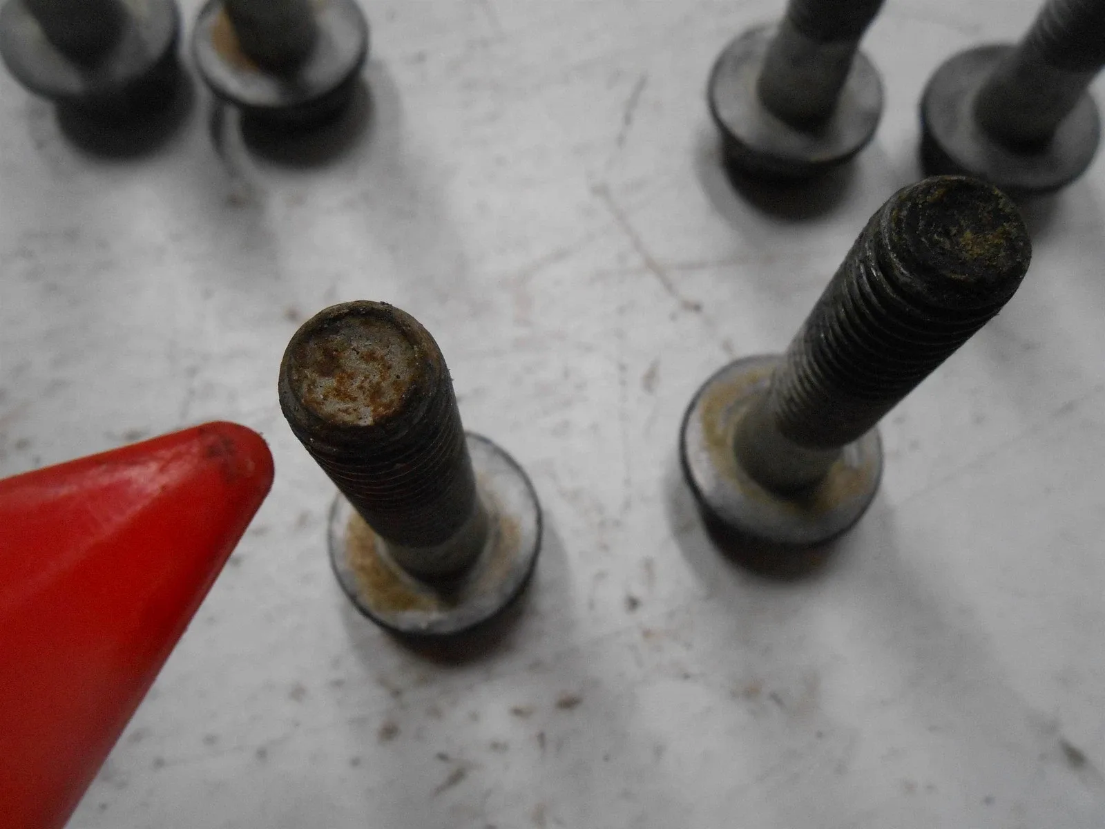 2006 Saturn Ion 2 Bell Housing Bolts image 4