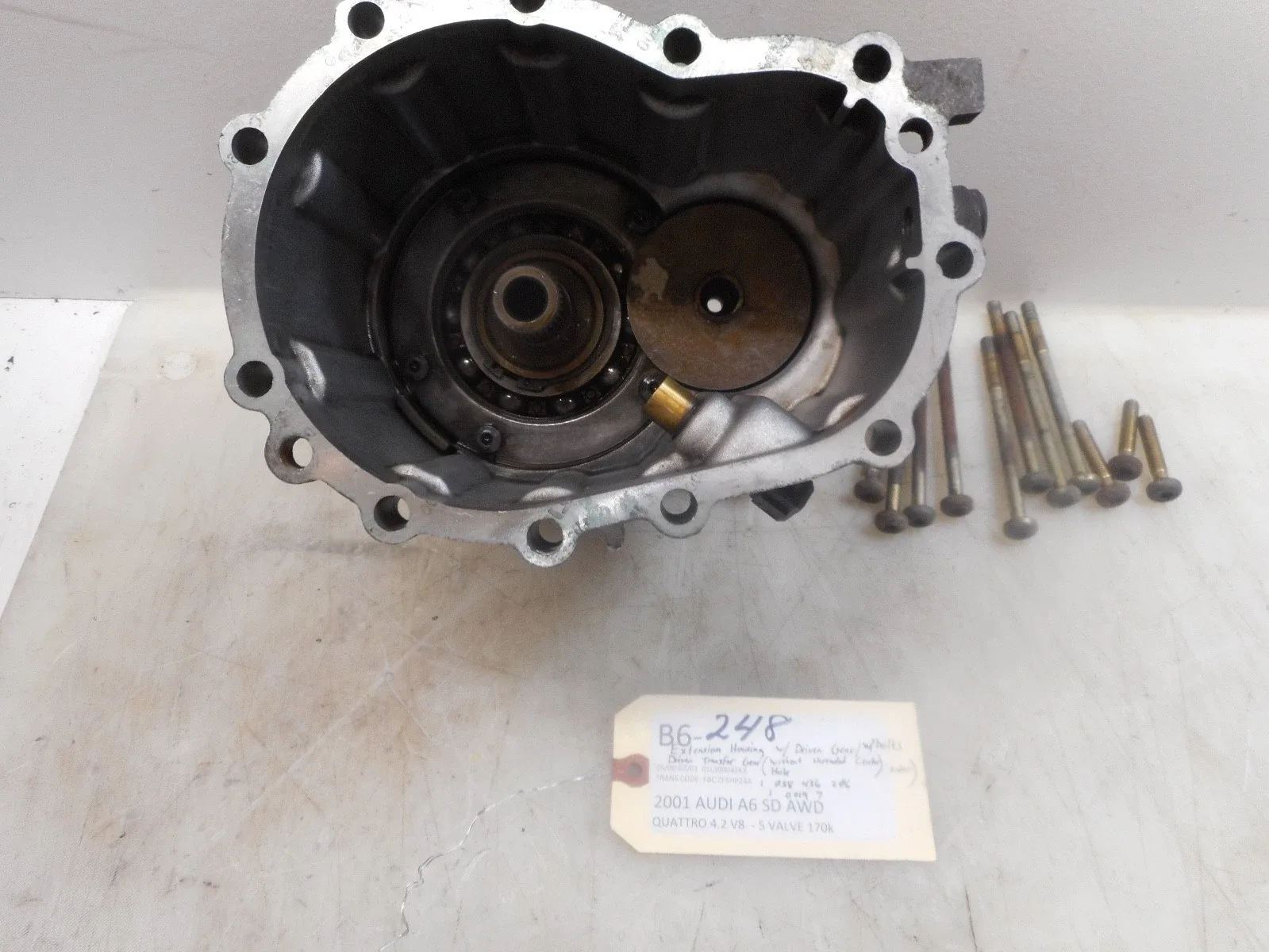 2001 AUDI A6 QUATTRO AWD EXTENSION HOUSING W/ DRIVEN GEAR W/BOLTS; DRIVEN TRANSF image 3