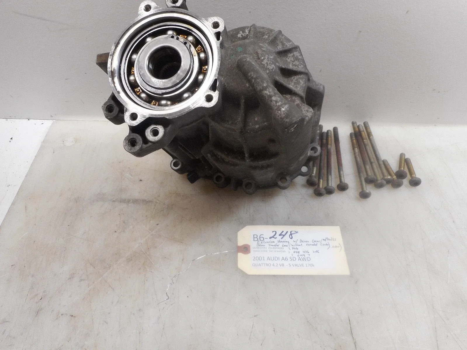 2001 AUDI A6 QUATTRO AWD EXTENSION HOUSING W/ DRIVEN GEAR W/BOLTS; DRIVEN TRANSF image 4