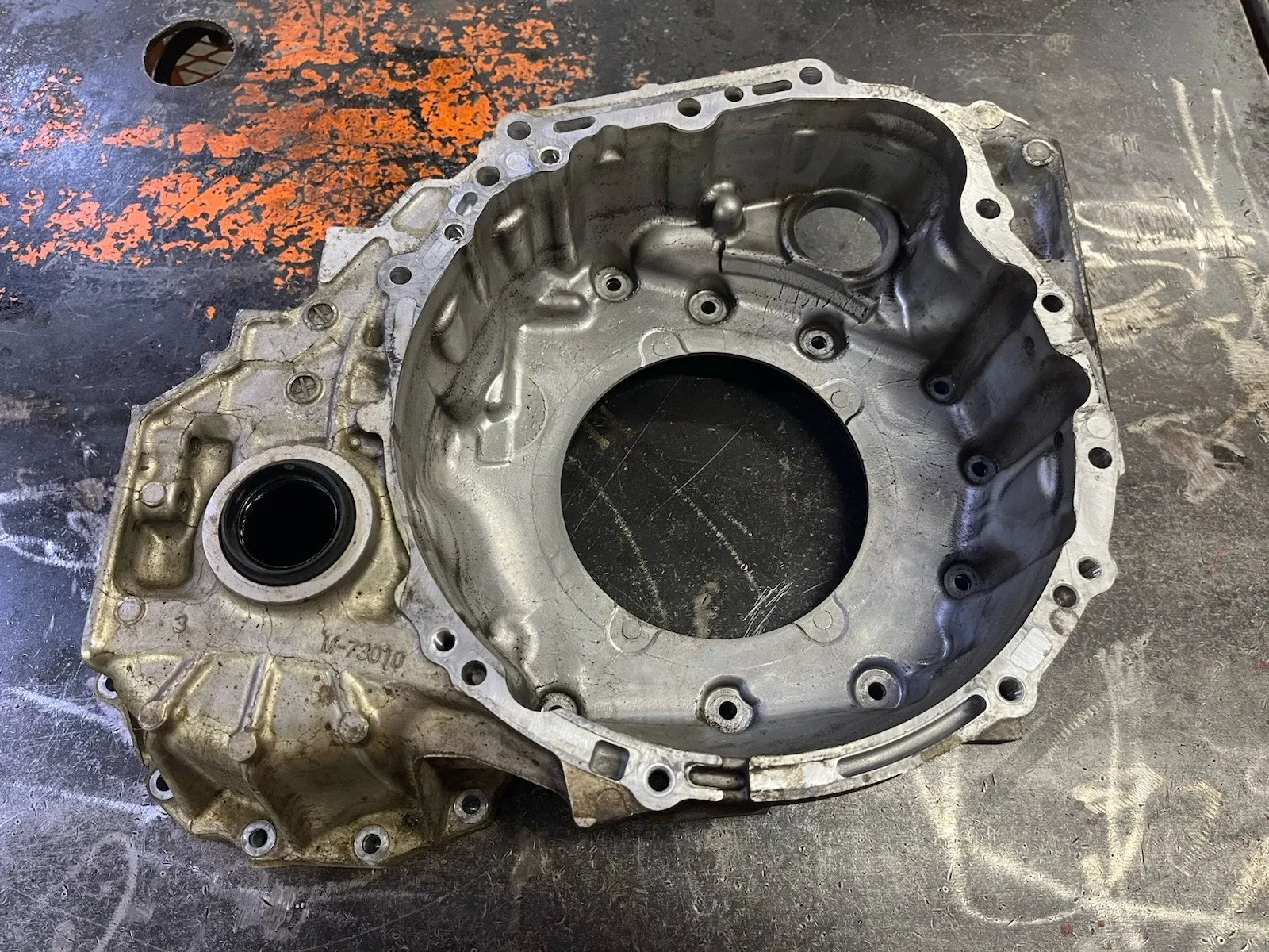 Toyota 2012 Camry U760E 2.5 Auto Transmission Case Bell Housing Automatic