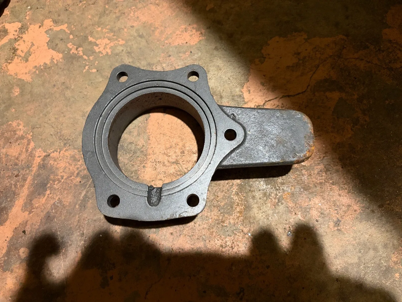 Q27 - TRANSMISSION HOUSING PIECE 68528 image 2