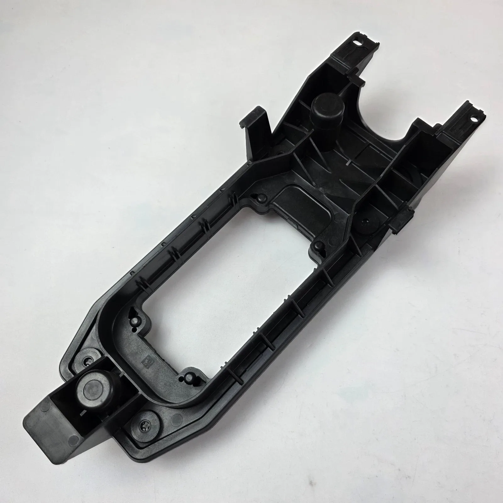 2015-18 Audi Q3 VW Tiguan Gear Shift Shifter Mount Bracket Housing 5N0713061A