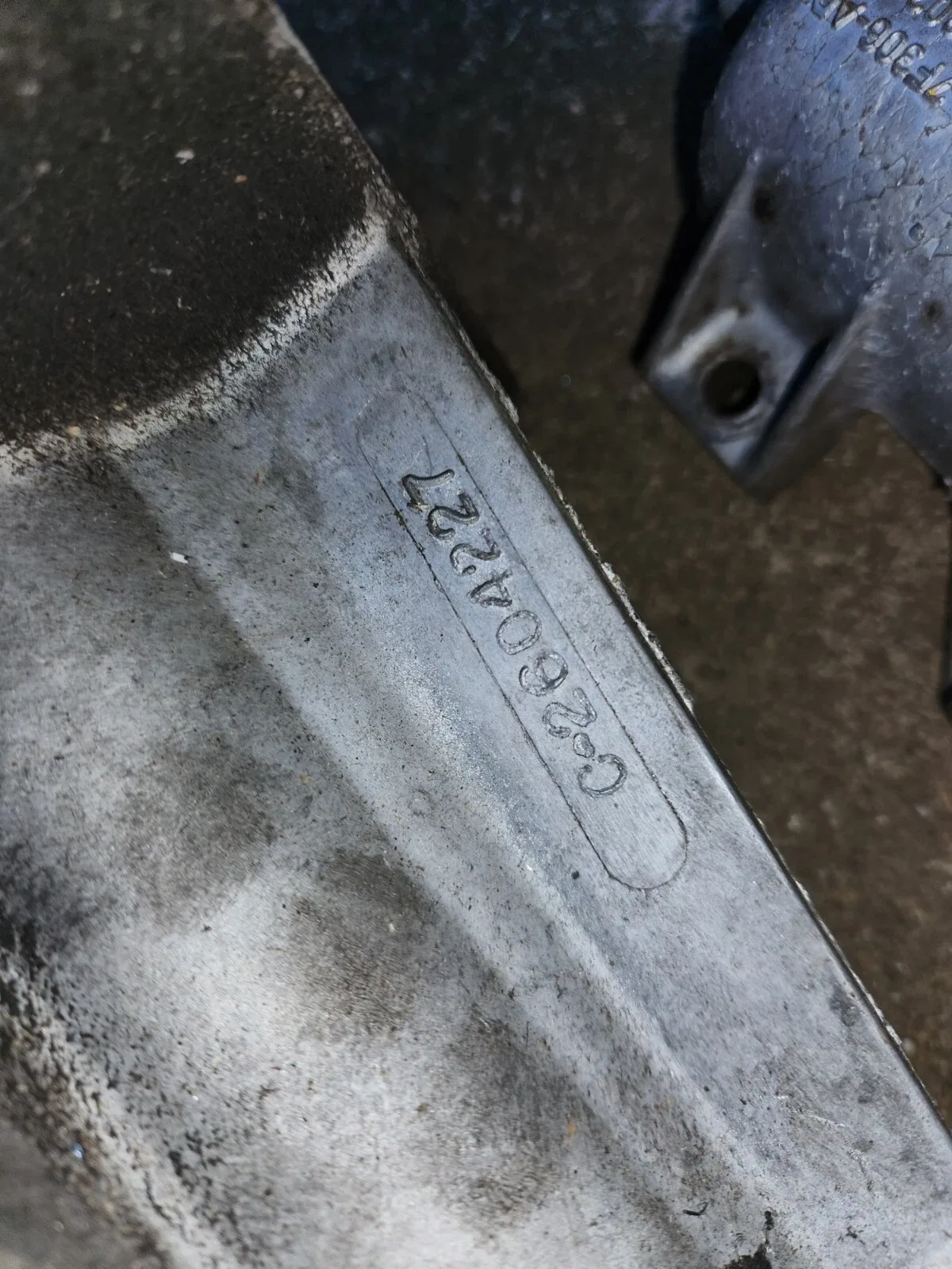 Ford Aluminium Transmission Tail Housing  C 12604227 image 2