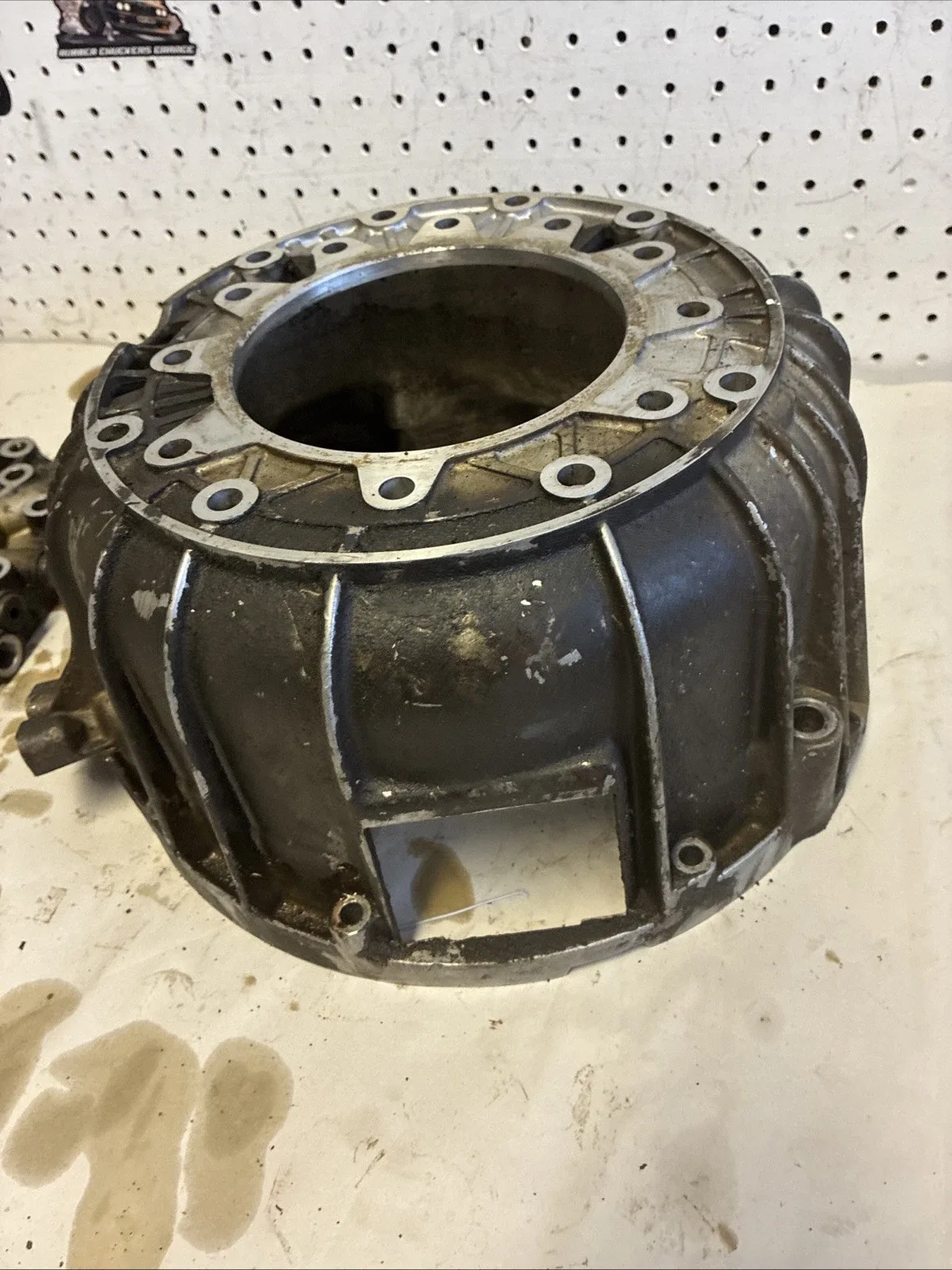 BMW OEM E30 E34 M20 converter housing automatic transmission bell 4hp-22 1216157 image 2