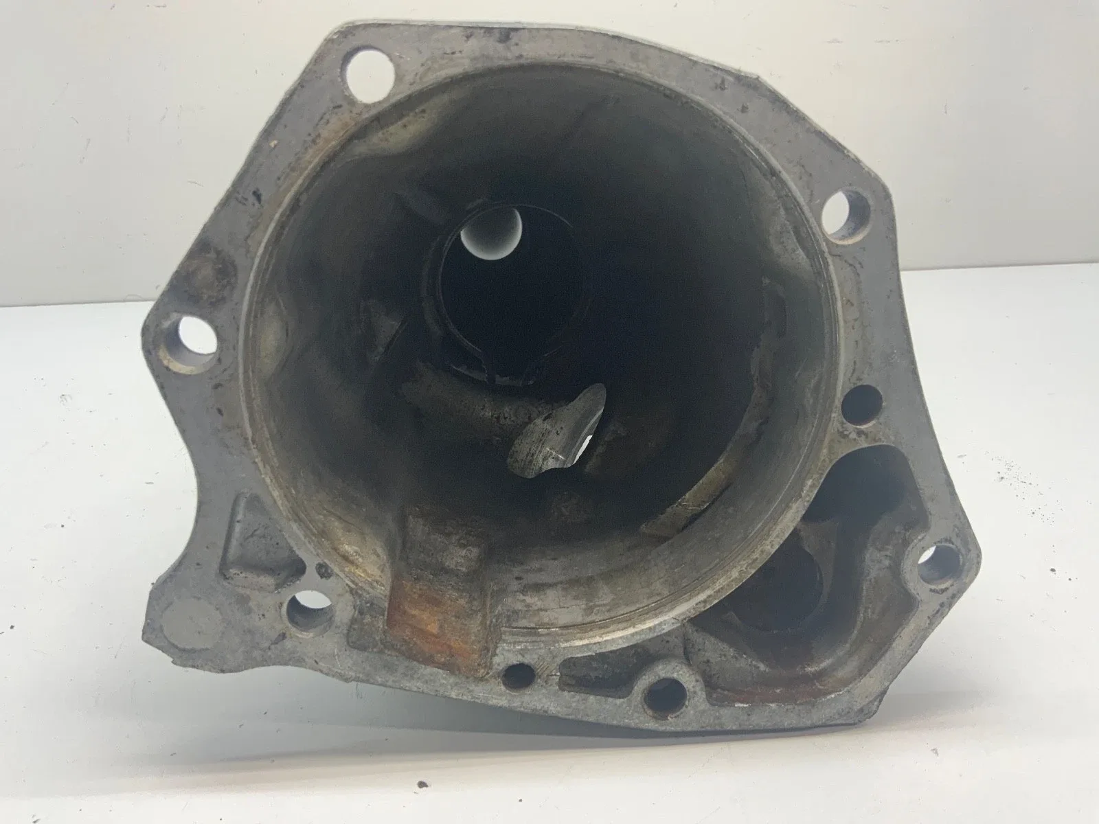 1986 MOPAR 904 AUTOMATIC TRANSMISSION TAILHOUSING EXTENSION 14 3/4 LONG 3681600 image 4