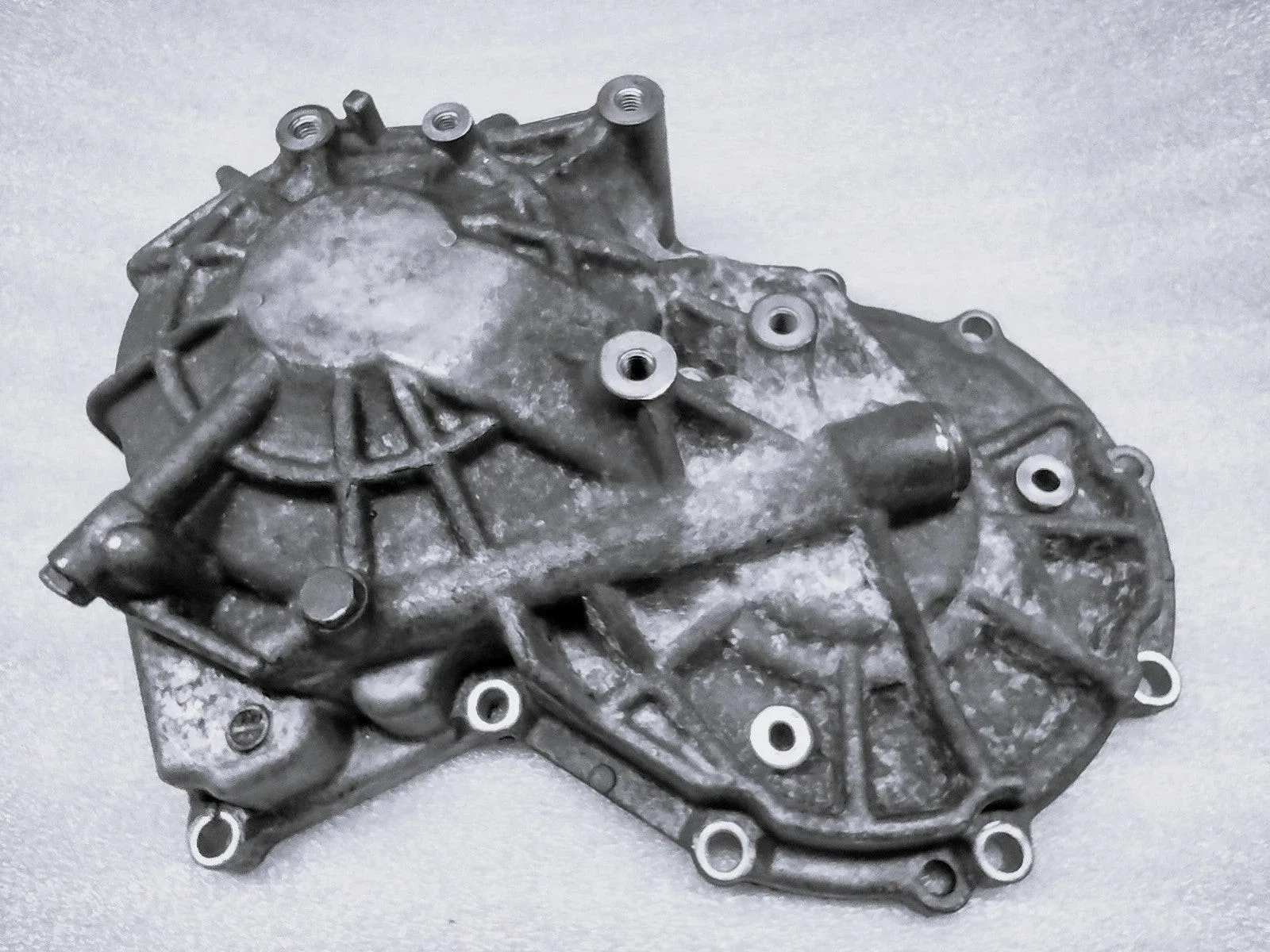 JF009E RE0F08B CVT Side Cover w Sensor Hole Nissan Cube Versa 1.8L Cast ALO image 2