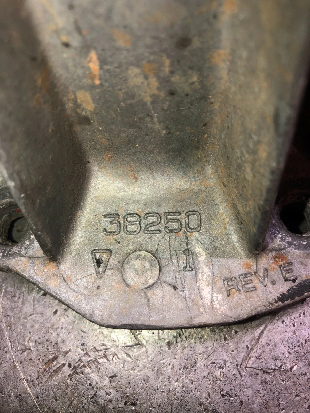 Dodge NP 271F/NP 273 rear output housing 38250.Ram 2500/3500 diesel. image 4