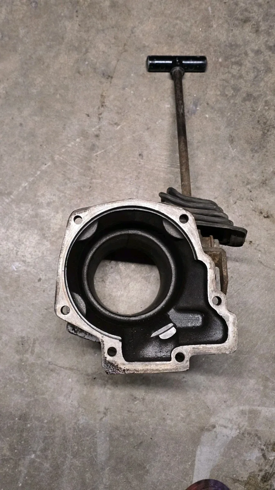 PATHFINDER Np205/C6 long tail shaft adapter housing 1978 1979 E350 F150 F250 image 4