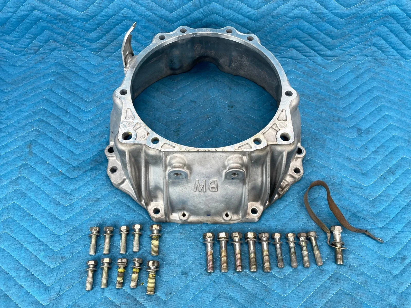Lexus SC430 6 speed Automatic Transmission Bell Housing w/ Bolts 2004-2007 OEM