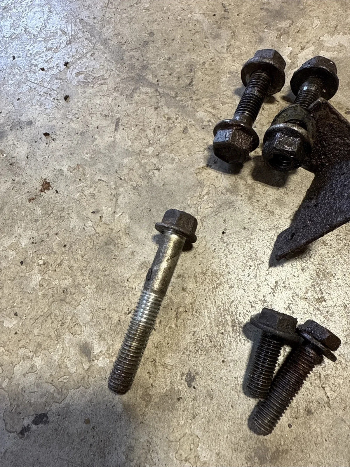 Jeep Cherokee XJ 87-01 AW4 Auto Trans Bell Housing to Engine Mounting Bolts (G99 image 4