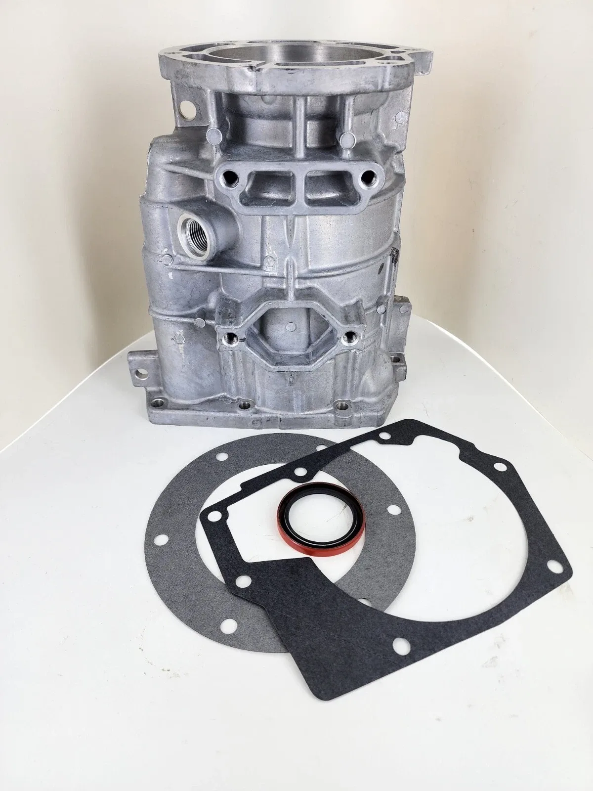 48RE Transmission Overdrive Extension Housing 4WD Mopar Dodge Cummins 44577