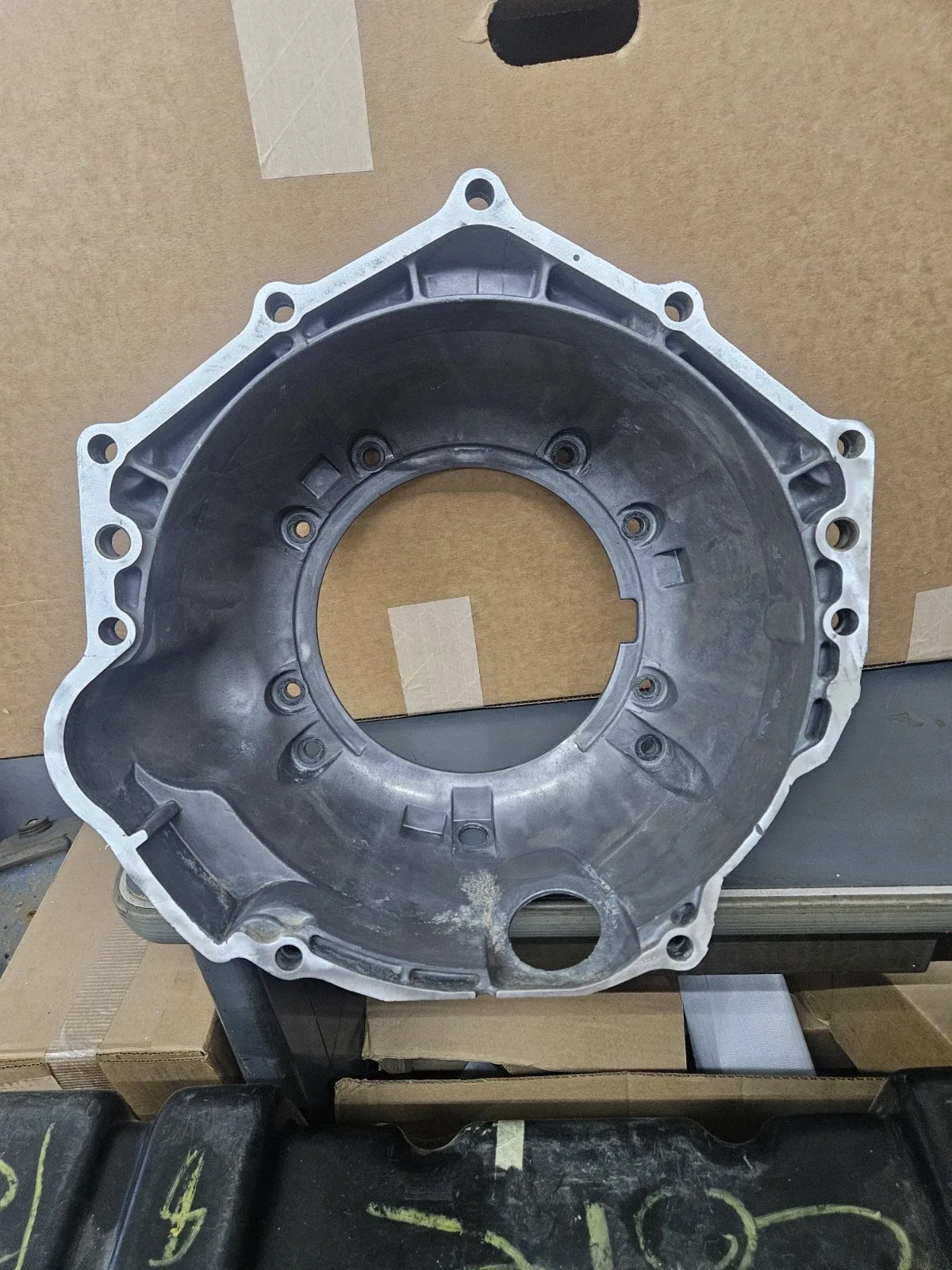 4L60E 4L65E 4L70E BELL HOUSING 4.8L 5.3L 6.0L WITH TOP BOLT HOLE 24206952 LS image 2