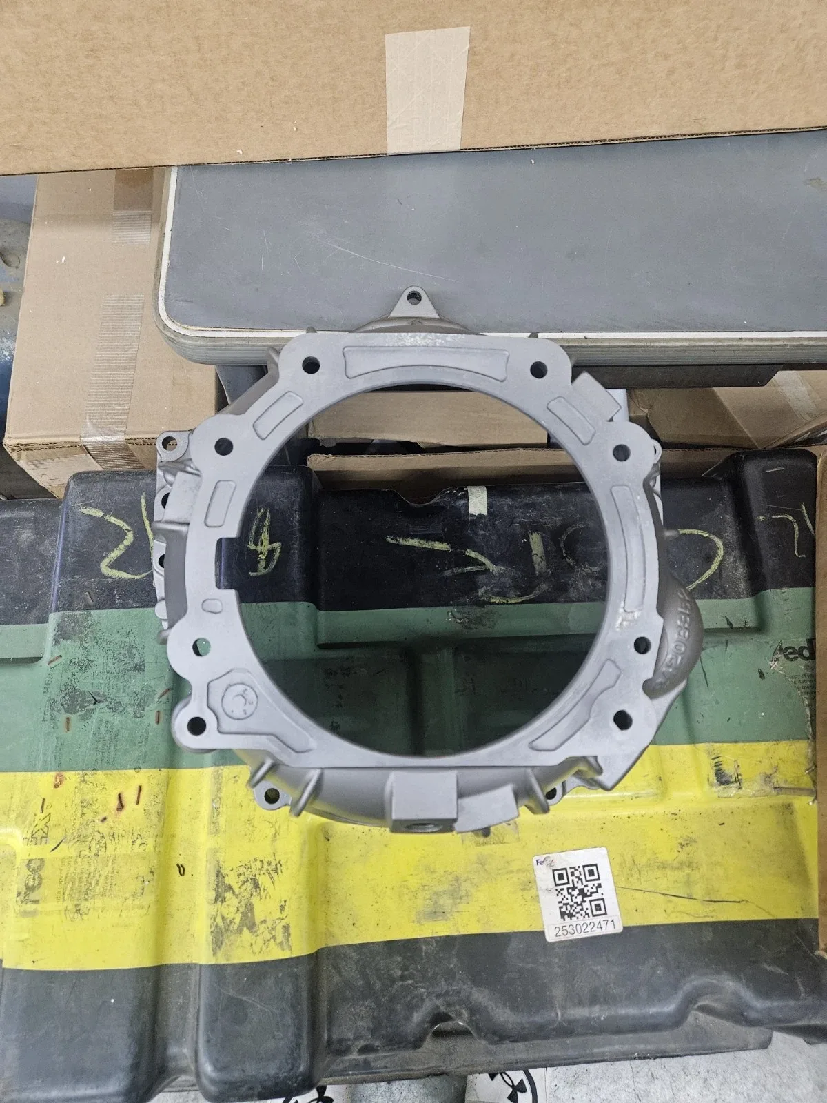 4L60E 4L65E 4L70E BELL HOUSING 4.8L 5.3L 6.0L WITH TOP BOLT HOLE 24206952 LS image 3