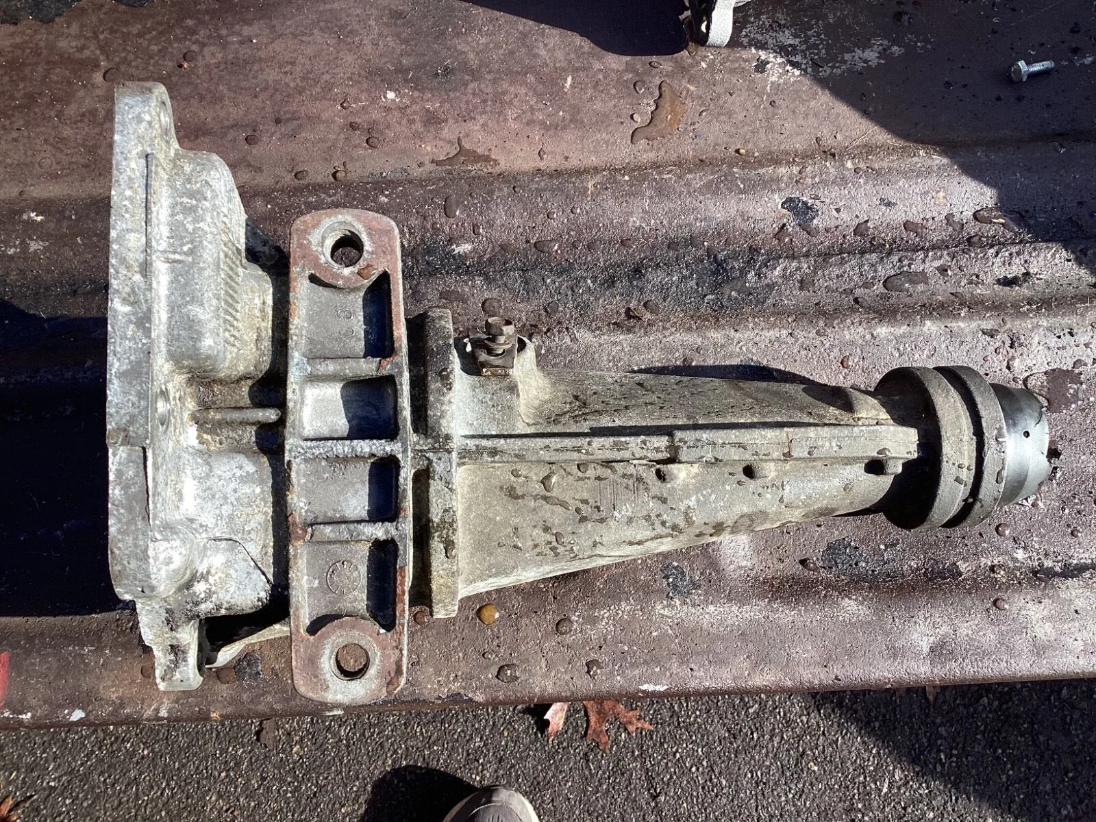 1970   D0OP   C4 Auto  OEM Used Tail Housing Tail Extension   Free Shipping 80F image 3