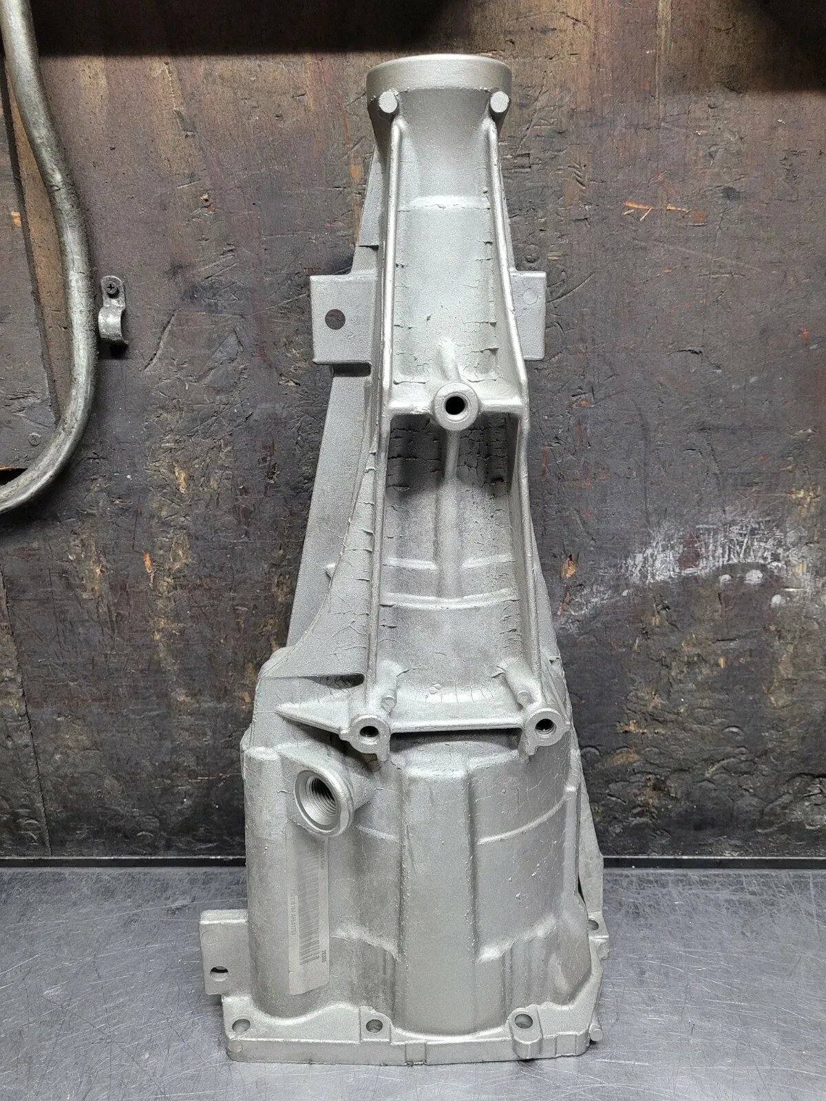 A500 - A518 - A618 TRANSMISSION EXTENSION HOUSING, 2WD, NO SPEED-O SENSOR [CASE] image 2