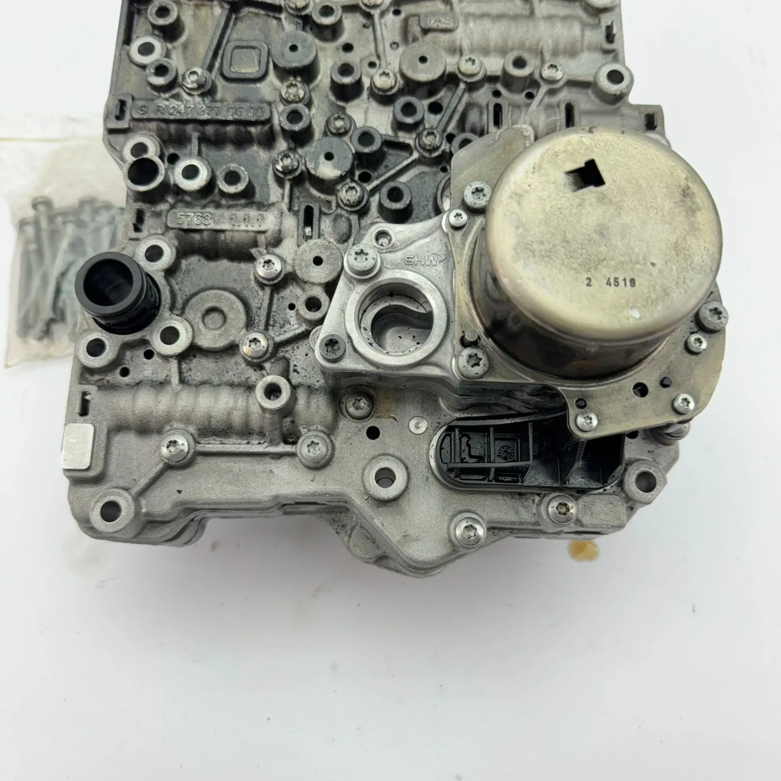 2020-2025 Mercedes GLA250 Automatic Transmission Valve Body 2473770600 image 2