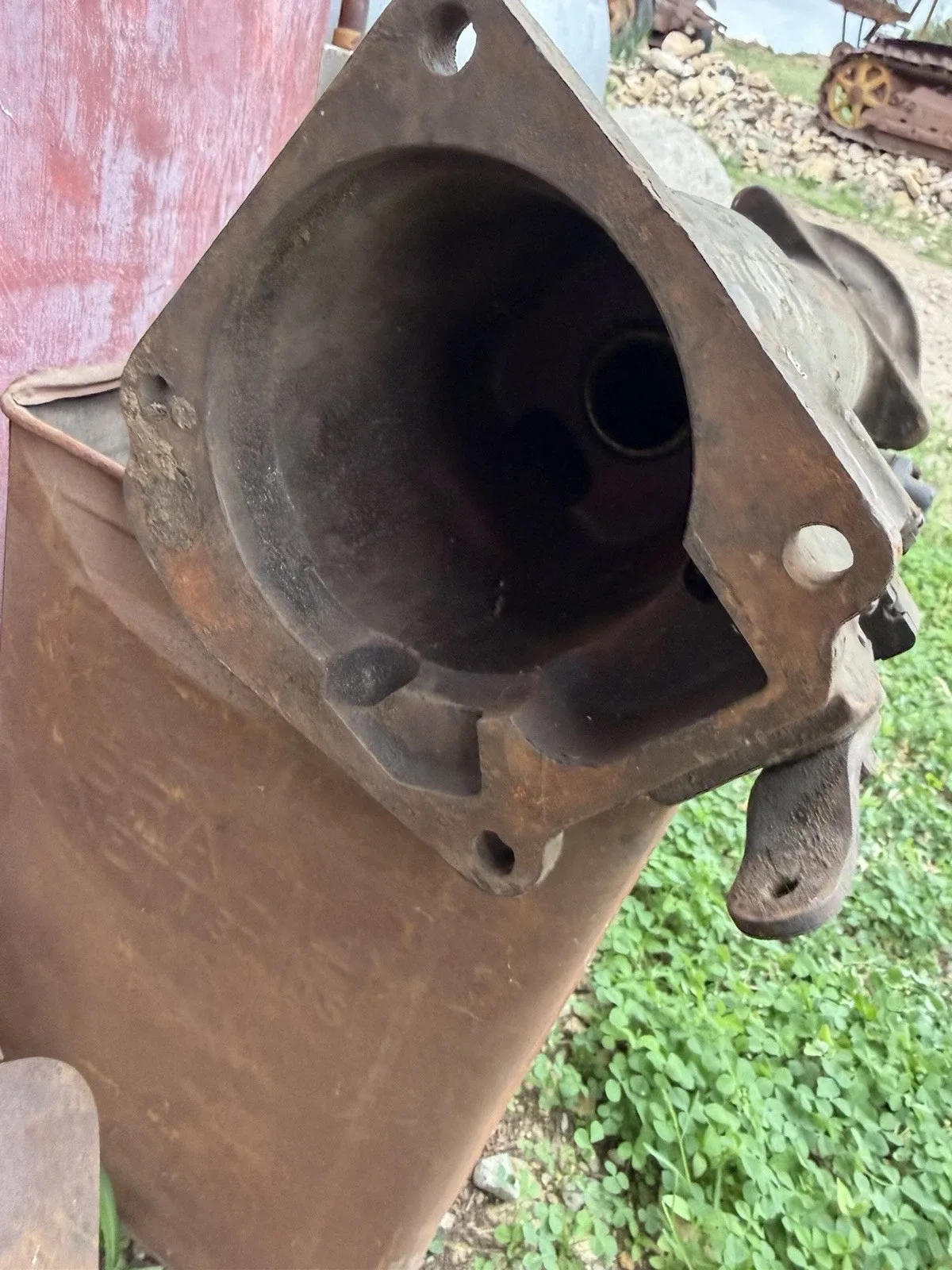 1948 Lincoln Zephyr  R10 Overdrive Transmission Housing image 2