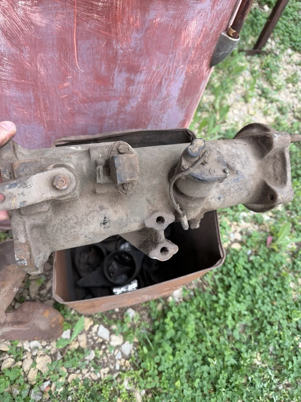 1948 Lincoln Zephyr  R10 Overdrive Transmission Housing image 3