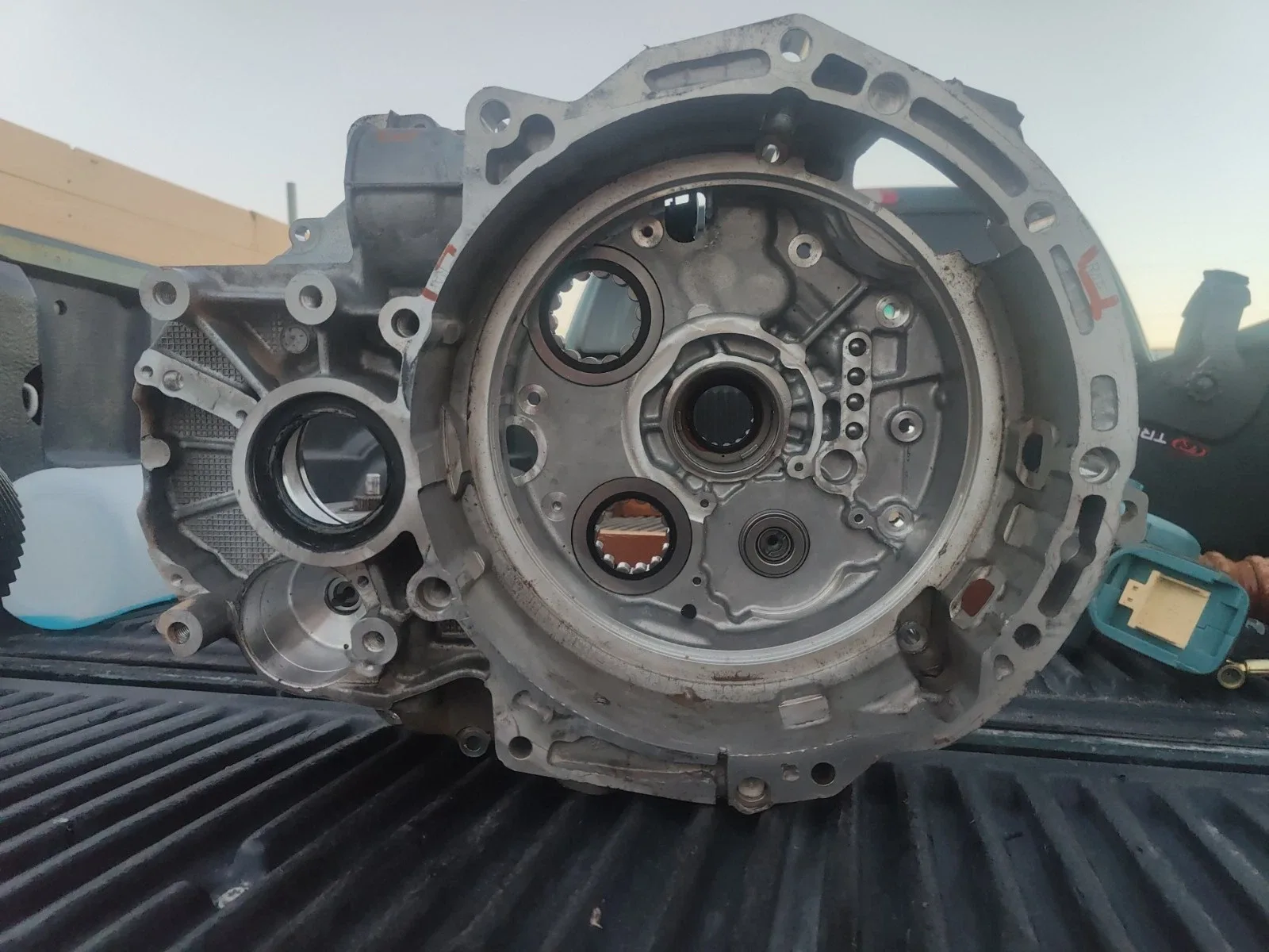 2021  VOLKSWAGEN GLI AUTO TRANSMISSION BELL HOUSING image 4