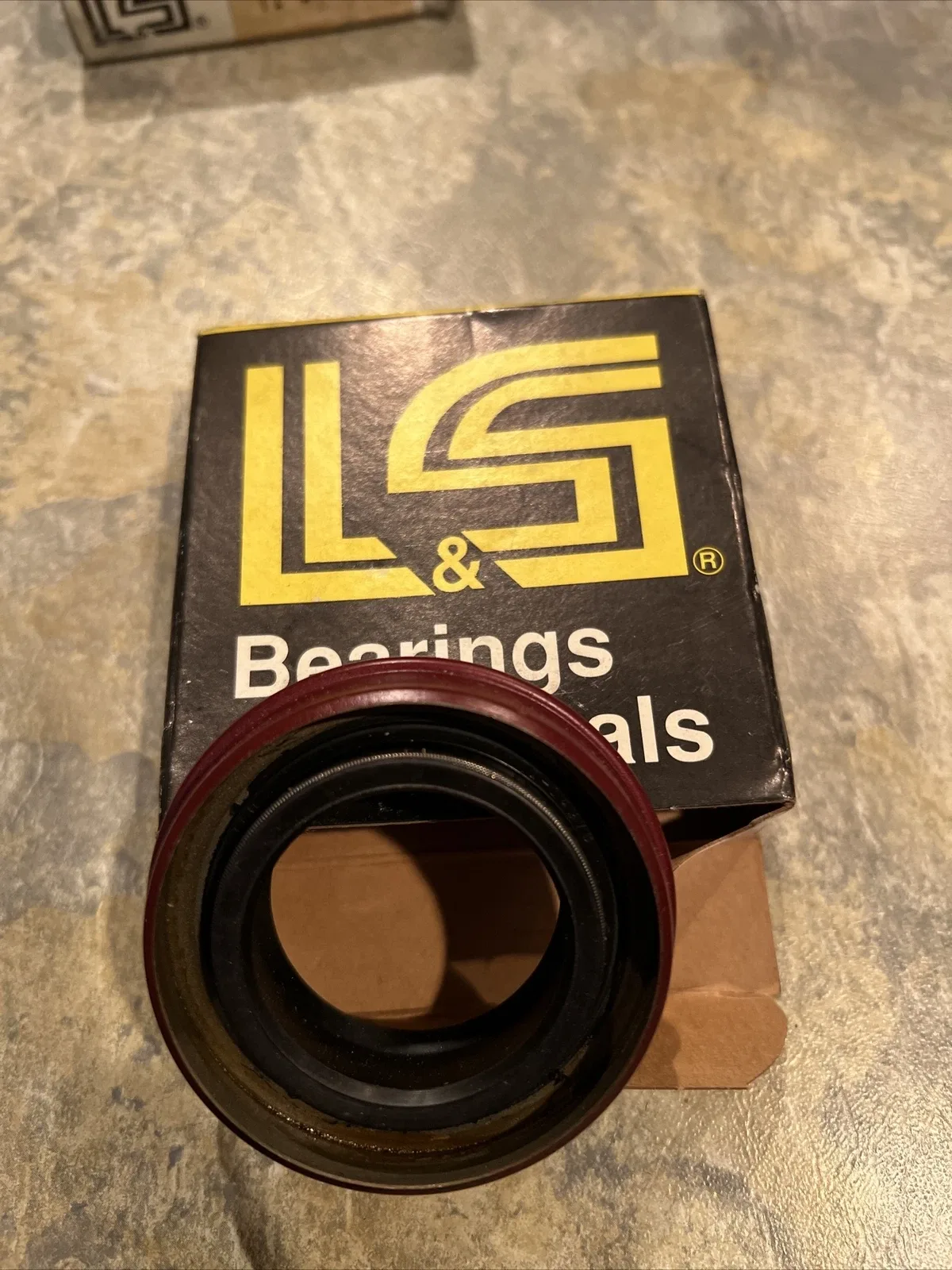 L&S New Seal 71-14978 =to SKF 14978 Auto Trans Extension Housing Seal F+S