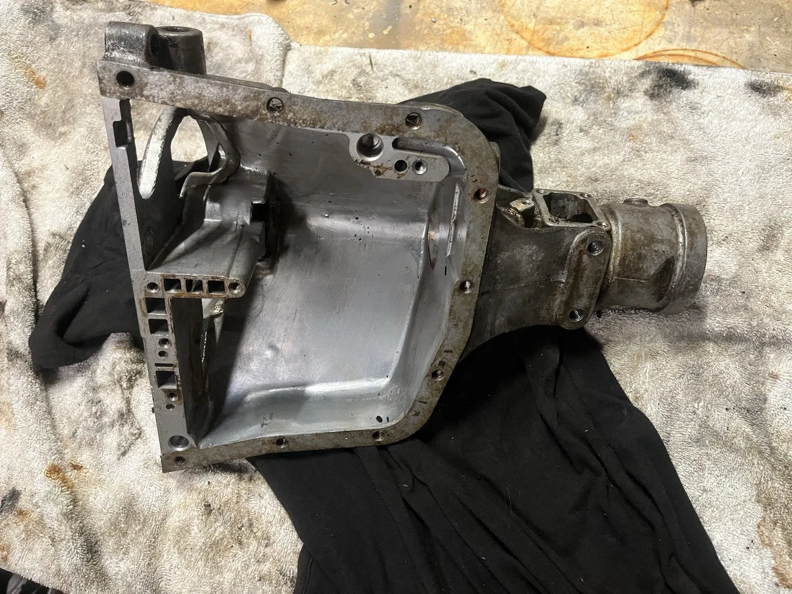 1964 Pontiac Grand Prix GP Transmission Tail Housing, Roto 10 Slim Jim,Model 375 image 2
