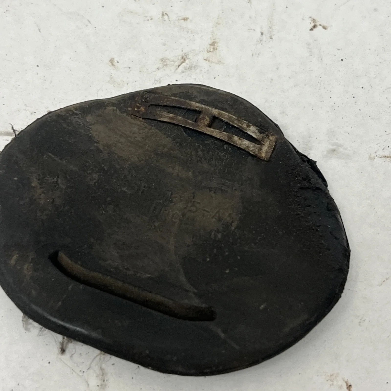 1999-2004 Ford Mustang V6 Automatic Torque Converter Bolt Inspection Cover OEM image 3