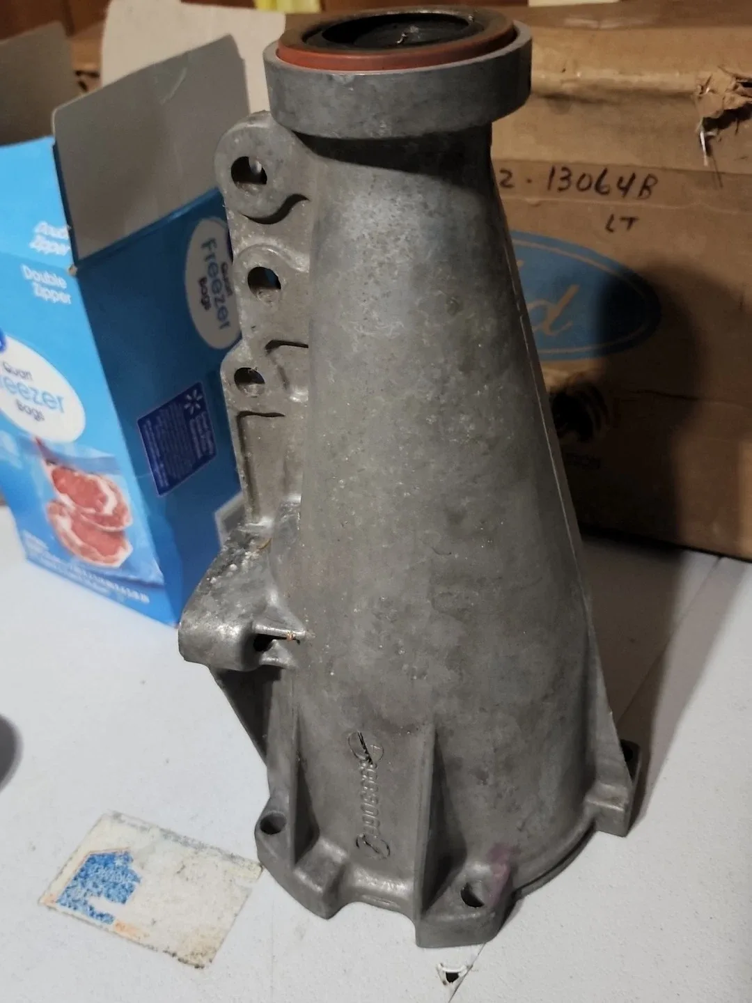 1971-73 Chevrolet Vega NOS Powerglide Long Tailshaft Extension Housing 3993064 image 2