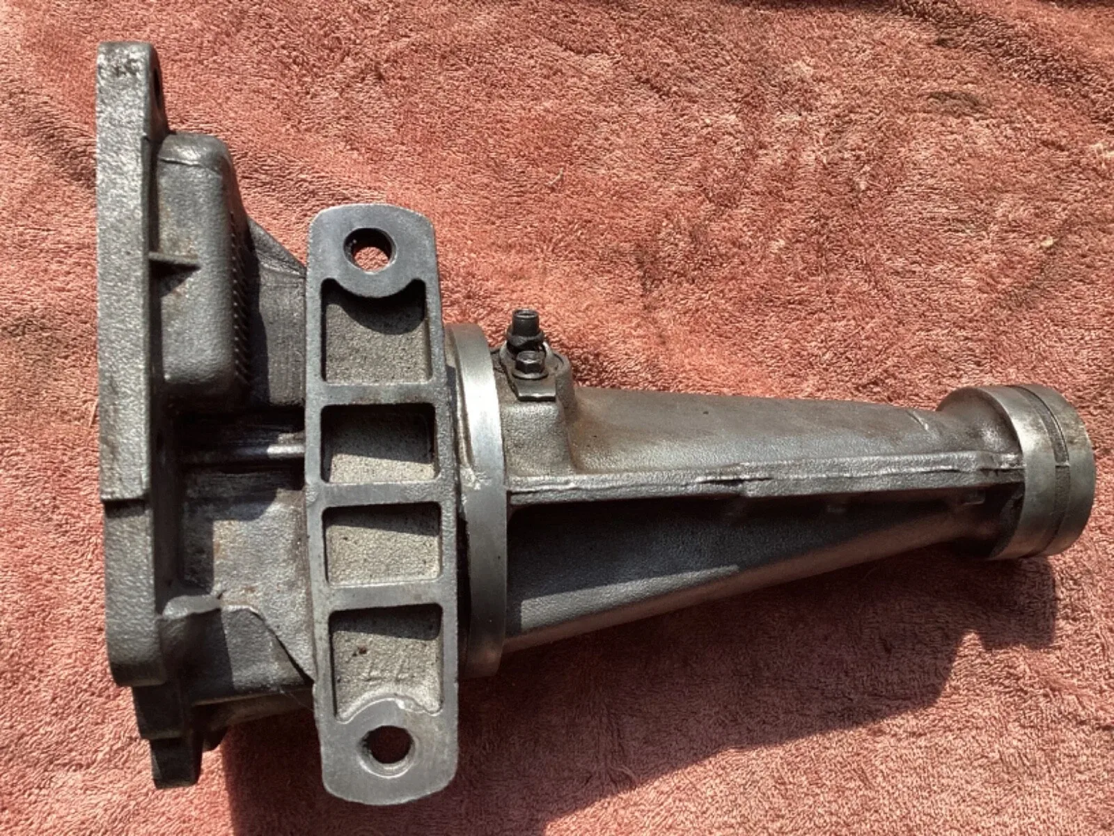 Ford   C4    Auto    OEM Used  Tail Housing Tail Extension   D4ZP-7A040-AA  ANC image 4