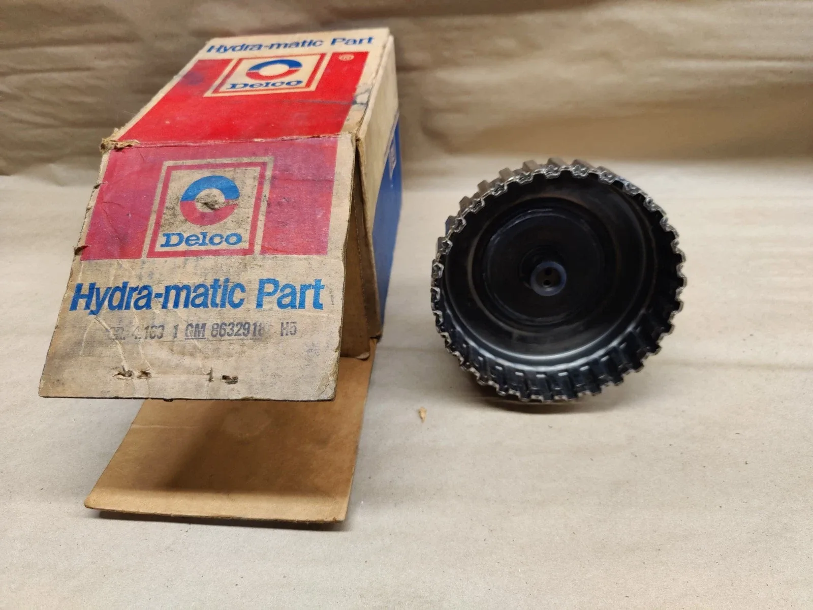 NOS OEM 1979-85 GM M32 M57 Transmission Forward Clutch Housing Delco 8632918 image 2