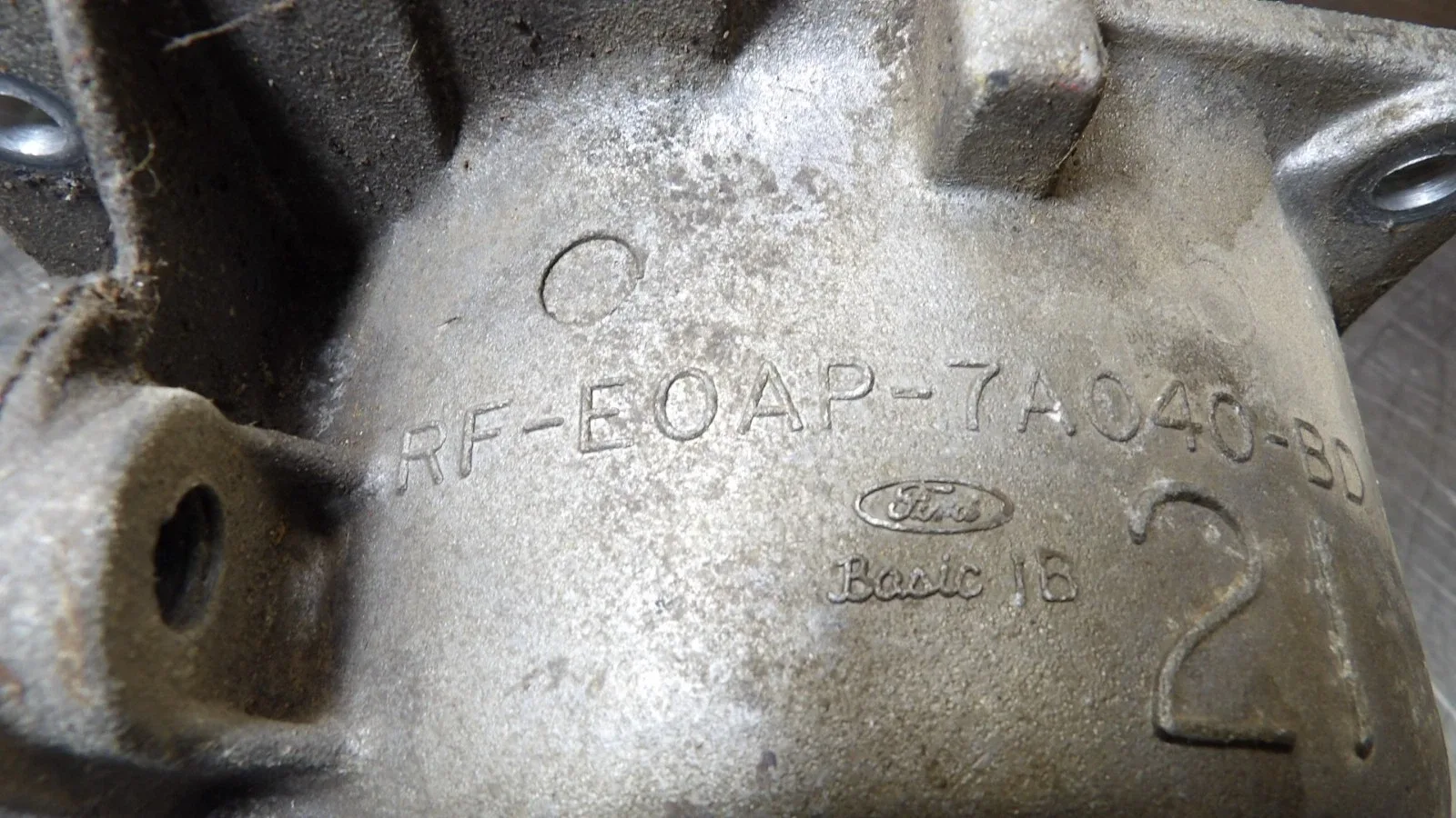 Ford  AOD  Automatic Trans  "  Output or Tail Shaft Housing  "   Very Good   480 image 2