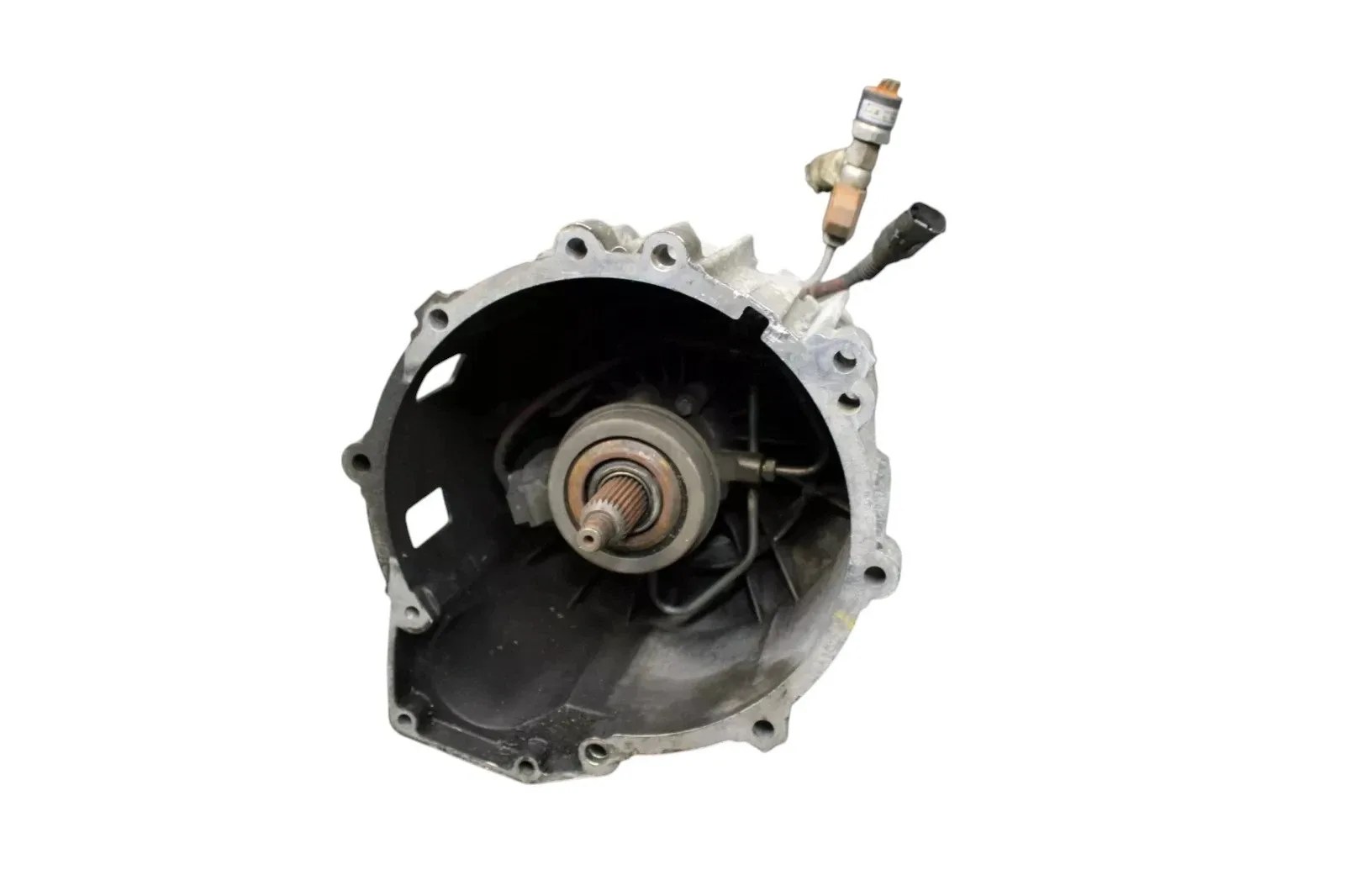 04-08 Maserati Quattroporte Transmission Clutch Bell Housing w/ Bearing Oem image 4