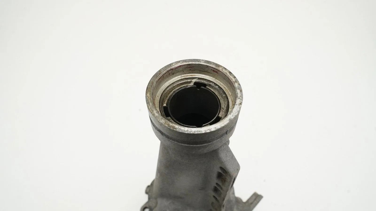 1970-1974 FORD MUSTANG C4 AUTOMATIC TRANSMISSION TAILSHAFT HOUSING D0OP-7A040-A image 3
