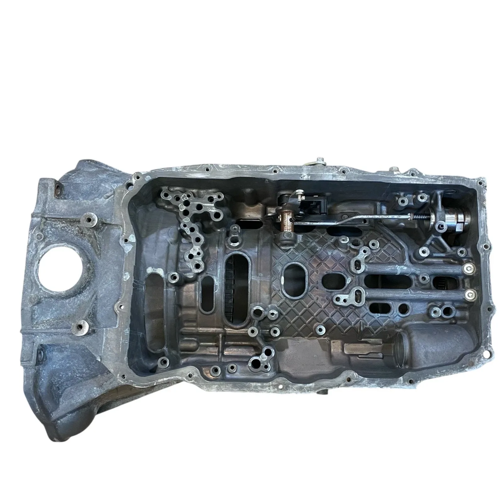10L80 GMC Casting # 24294934 10 Speed Transmission Case OEM USED image 4