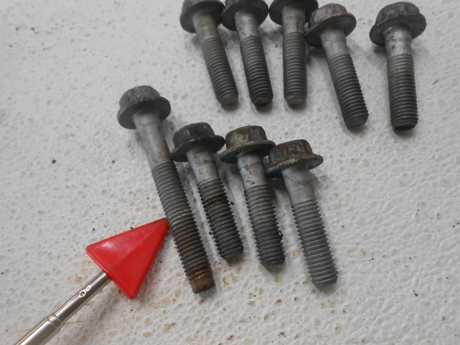 2007 Chevrolet Cobalt Transmission Bell Housing Bolts image 2